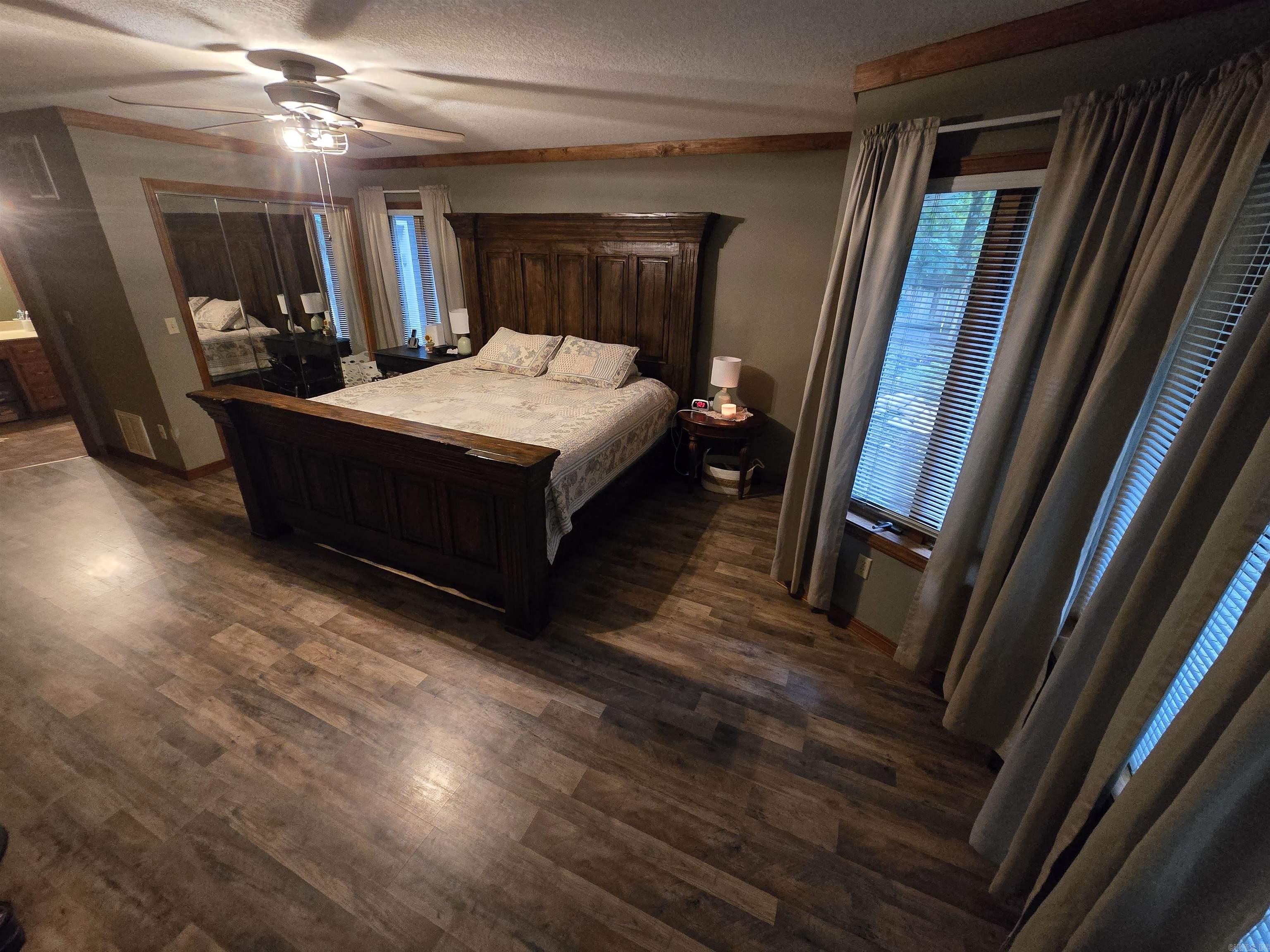 EAGLE RIDGE - Residential
