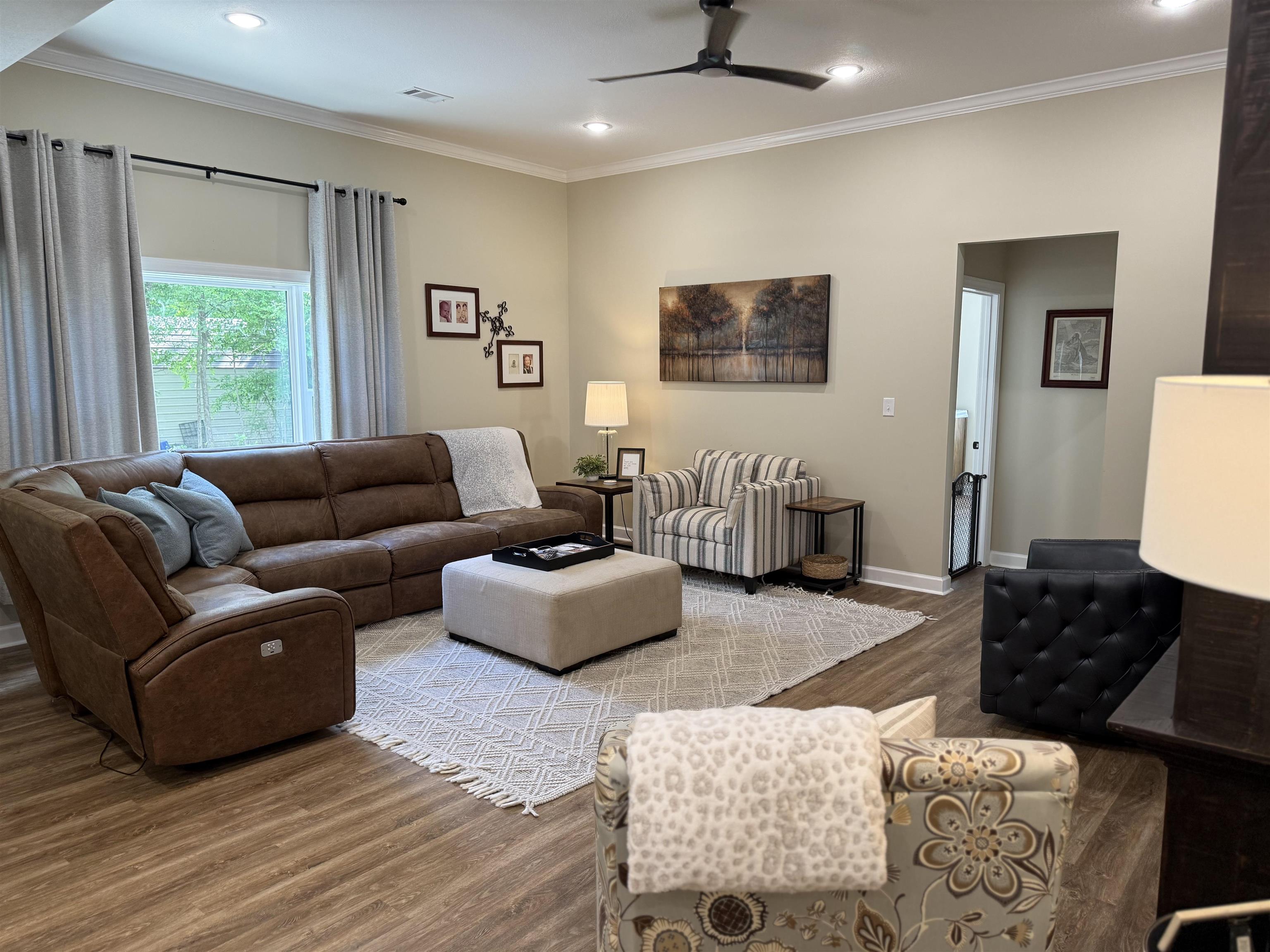 MADISON ESTATES - Residential