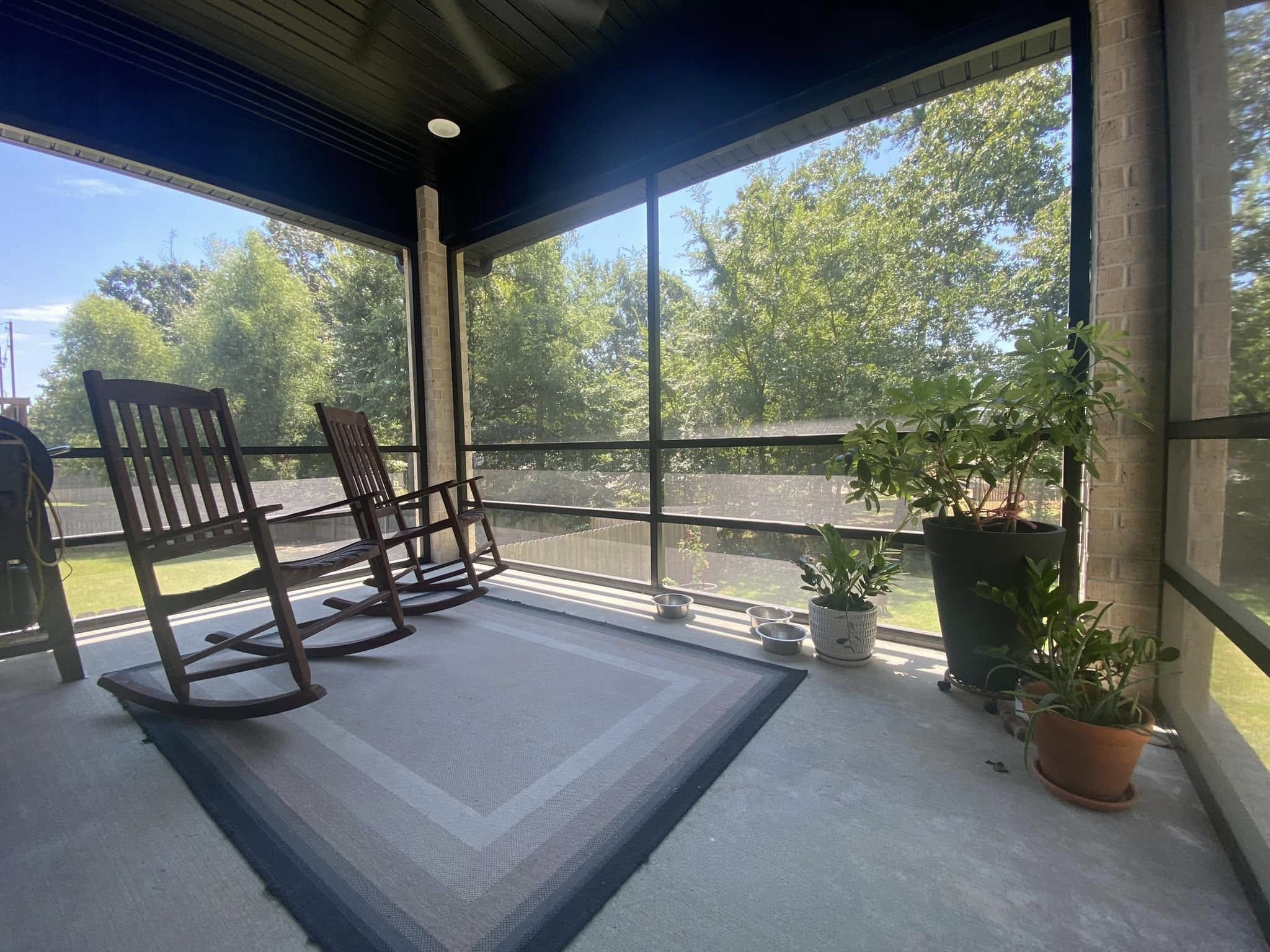 MADISON ESTATES - Residential