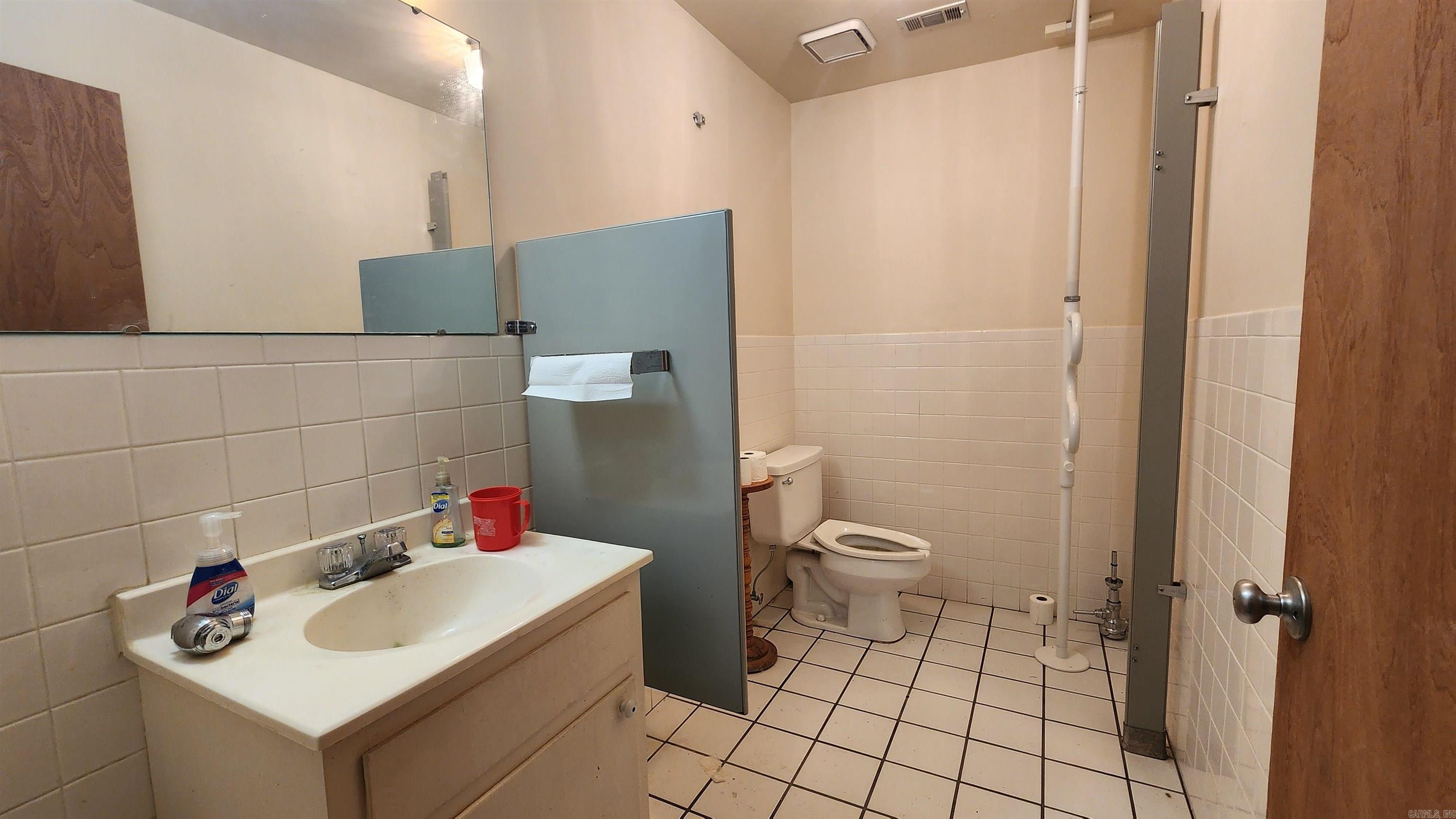 nil - Commercial Sale