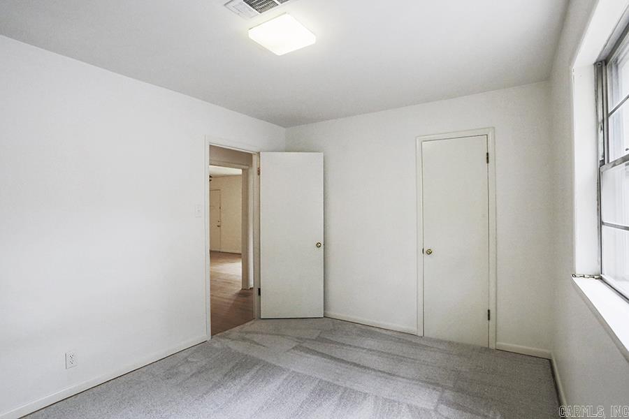 HILLSIDE - Residential