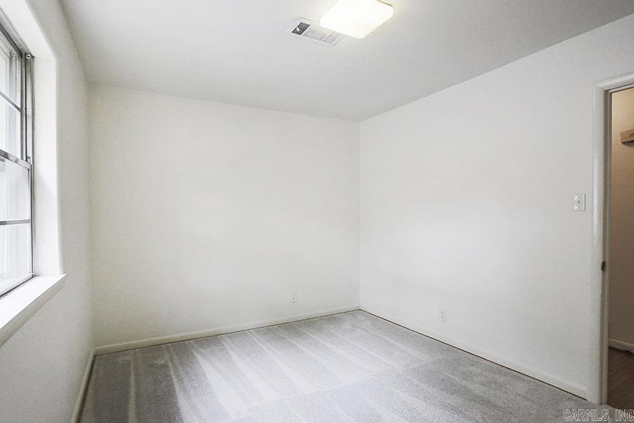 HILLSIDE - Residential