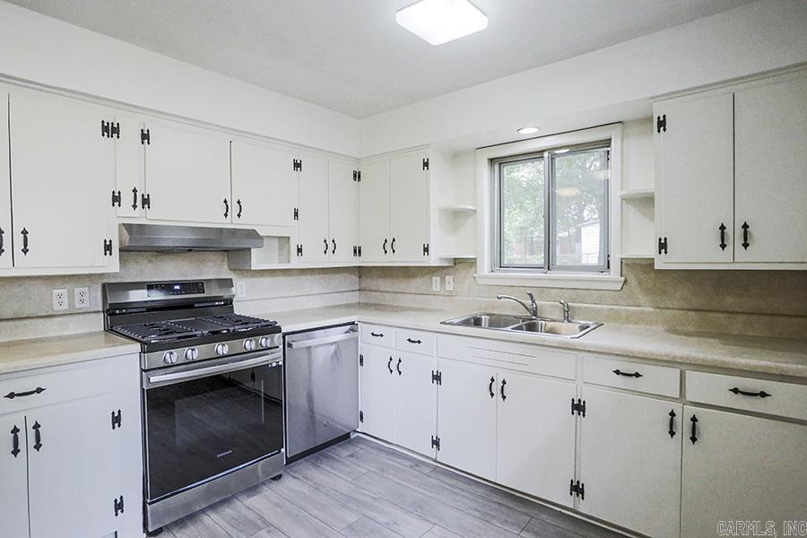 HILLSIDE - Residential