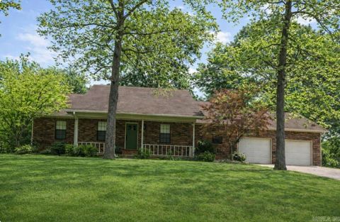 Photo of 237 Scenic Drive, Hot Springs, AR 71913 (MLS # 26017115)