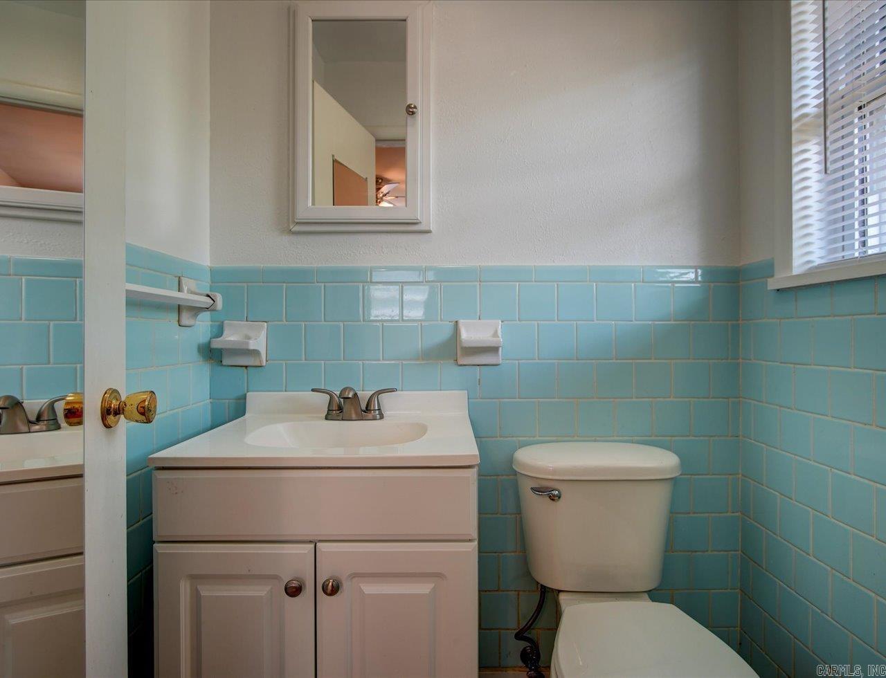 SUNSET ACRES - IN - Residential