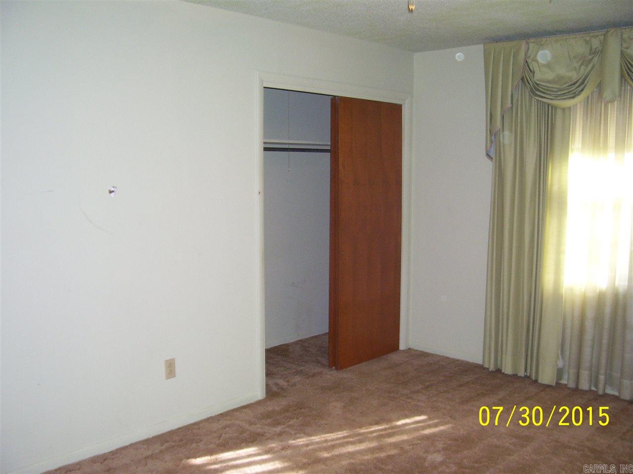 Sherwood Forest West - Residential