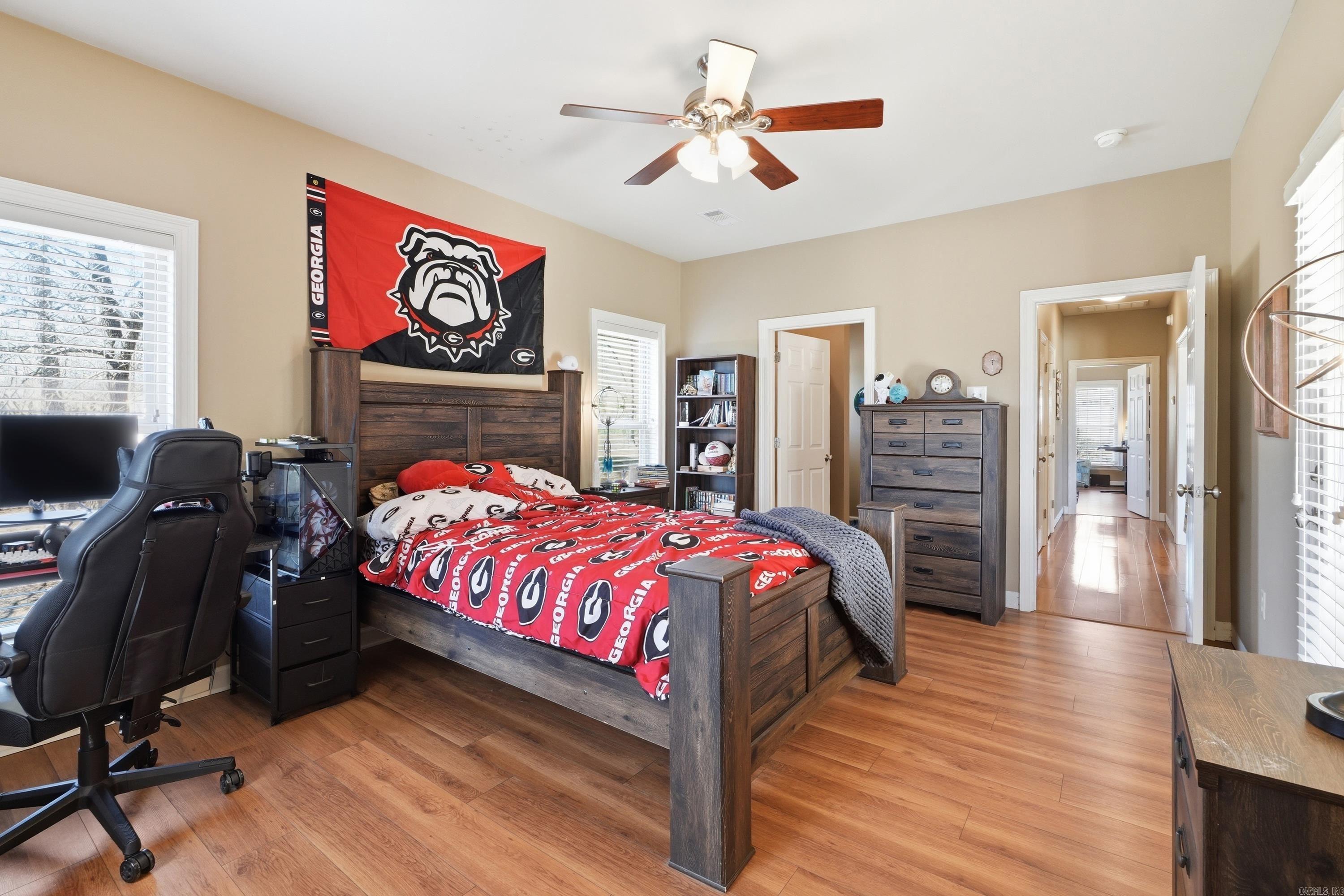 CRESTHAVEN - Residential