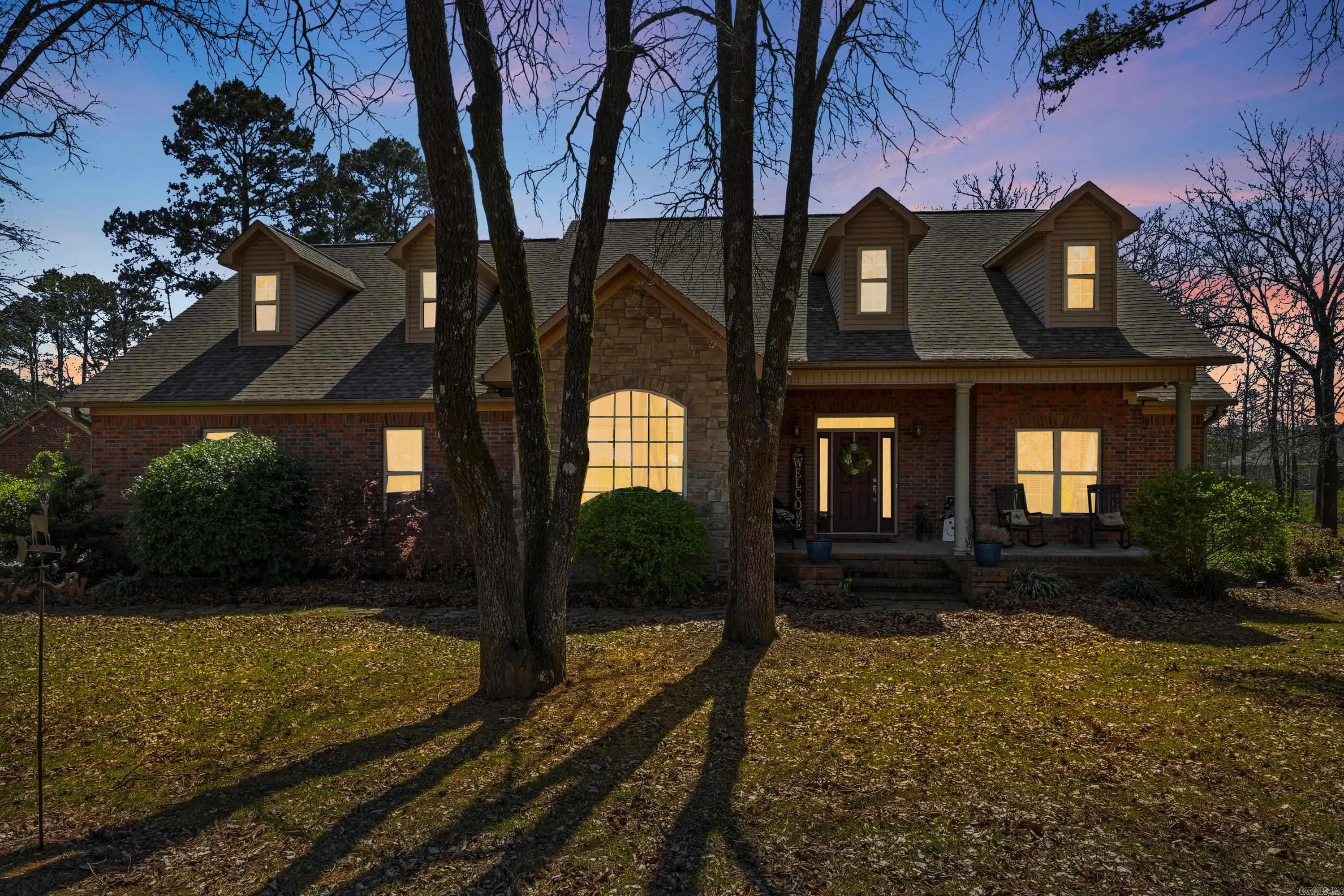 CRESTHAVEN - Residential