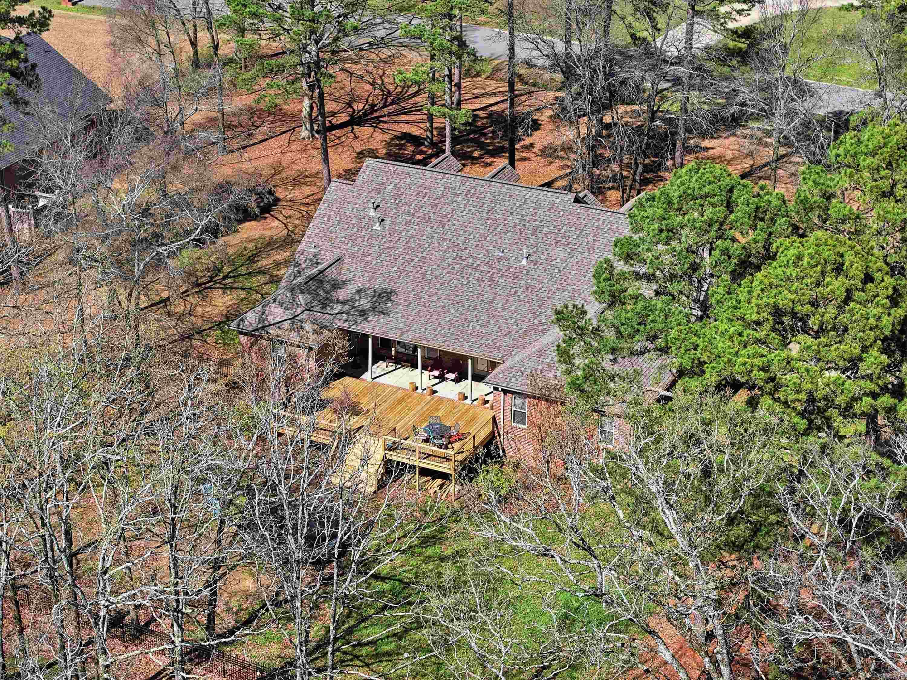 CRESTHAVEN - Residential