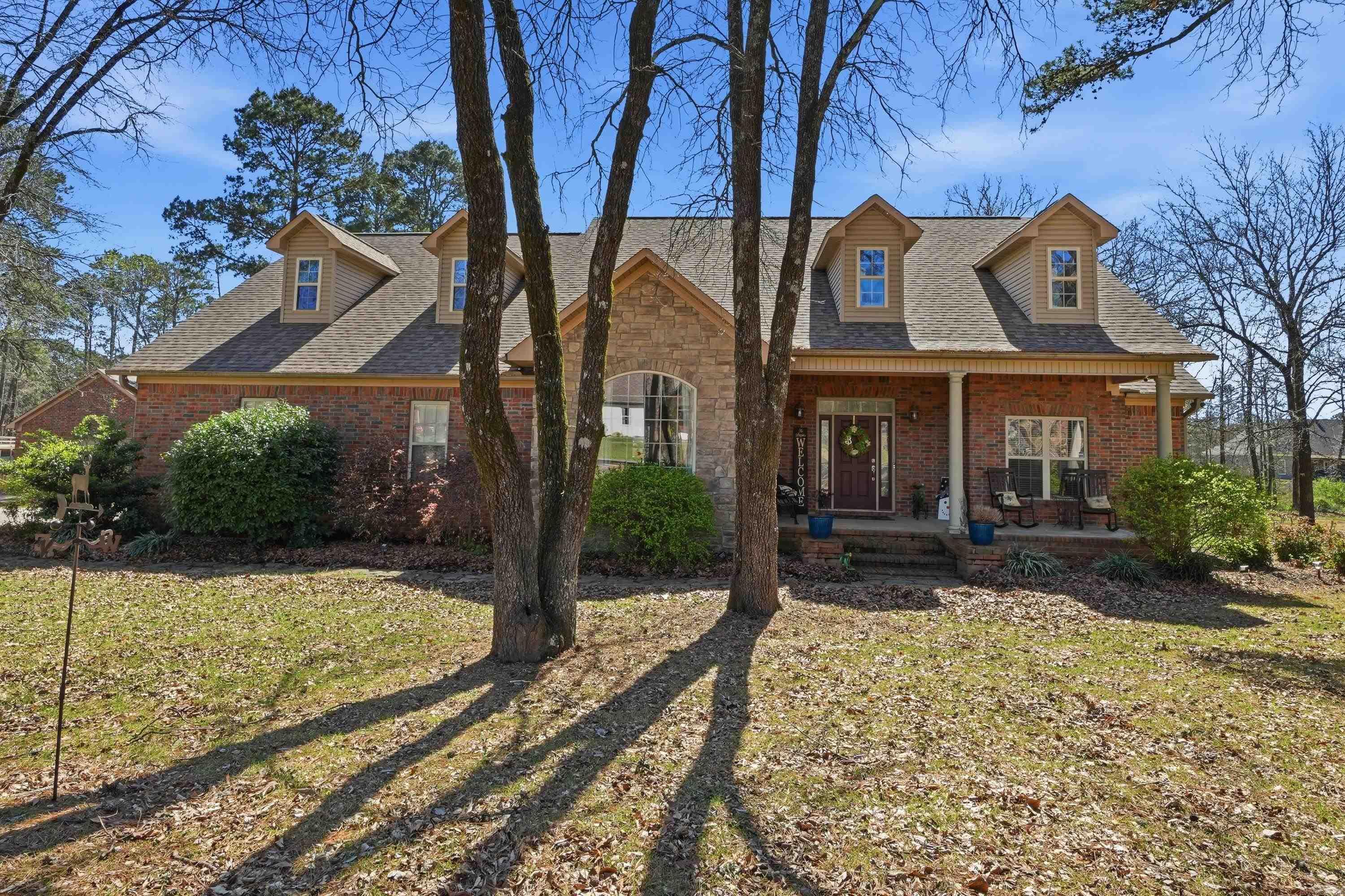 CRESTHAVEN - Residential