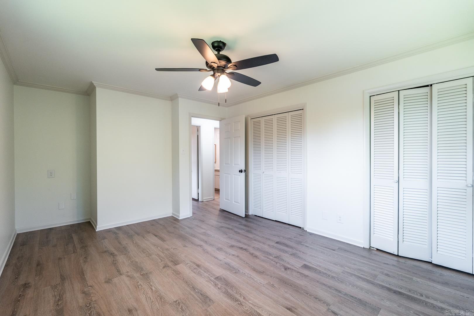 LEAWOOD HEIGHTS - Residential