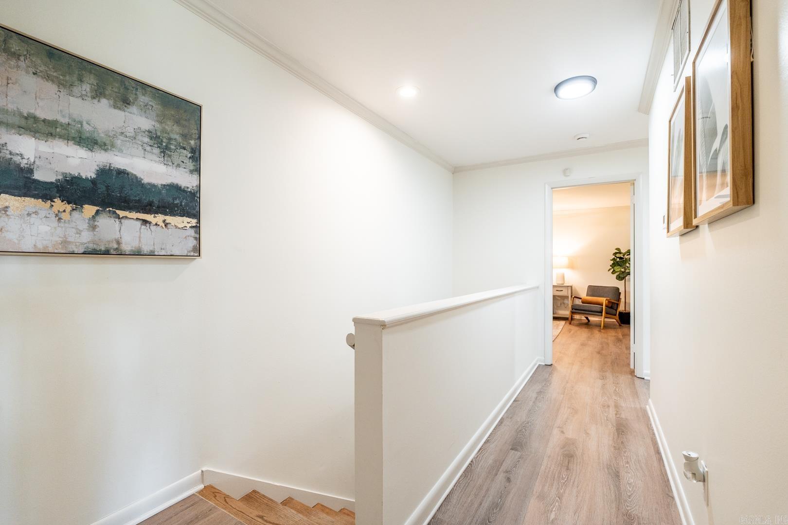 LEAWOOD HEIGHTS - Residential