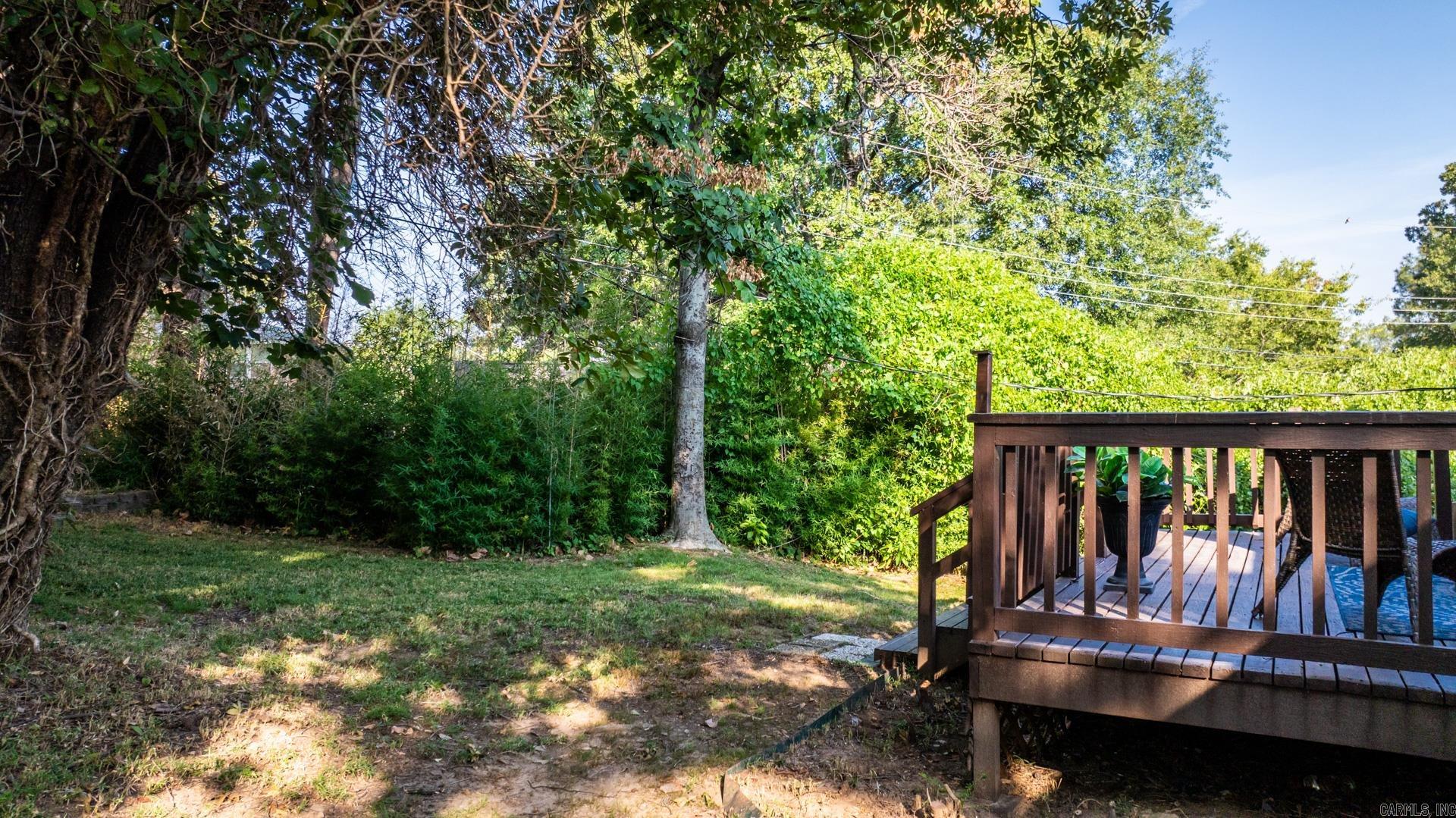 LEAWOOD HEIGHTS - Residential