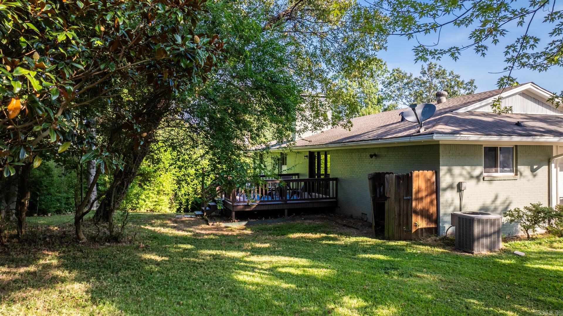 LEAWOOD HEIGHTS - Residential