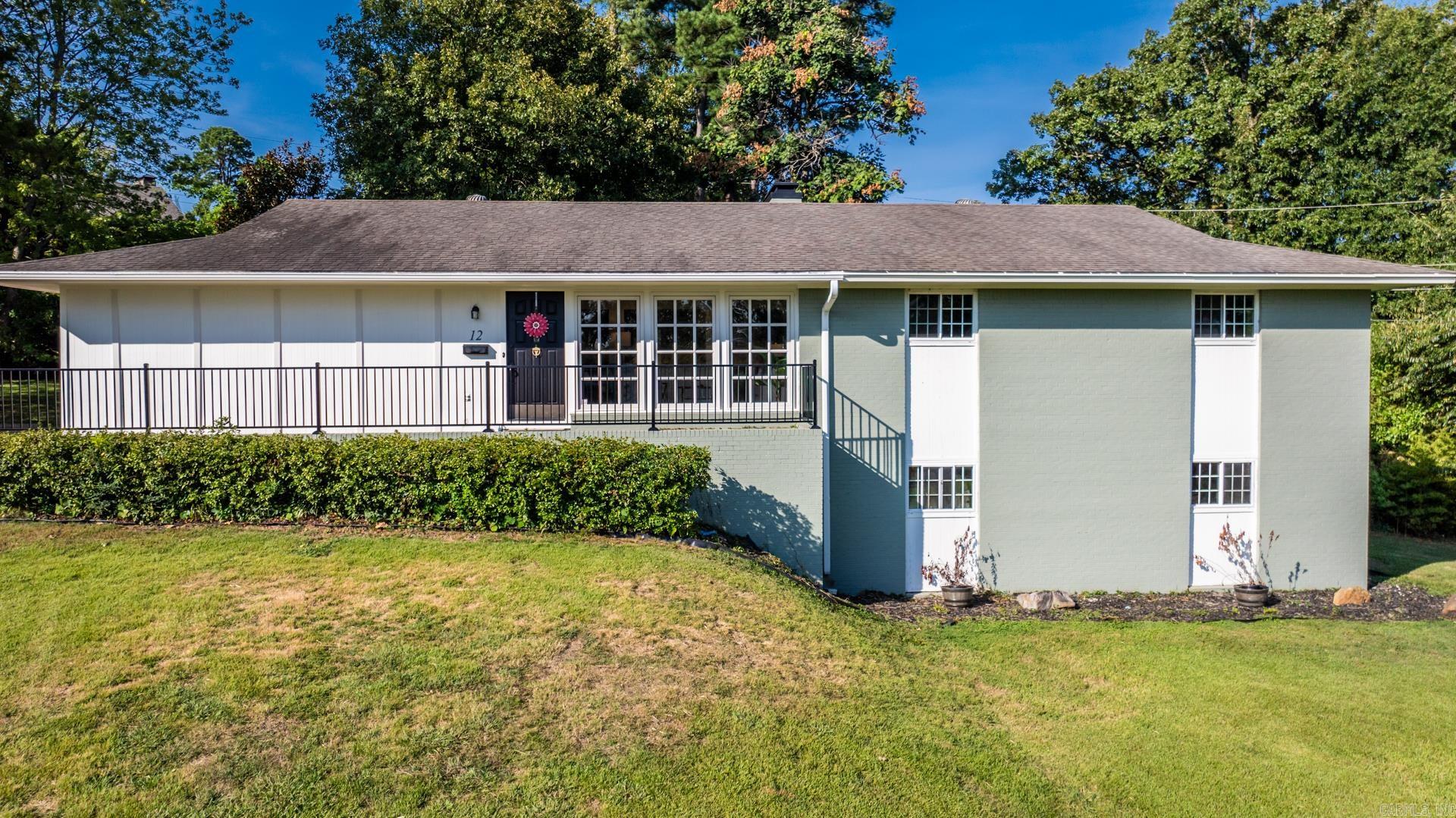 LEAWOOD HEIGHTS - Residential