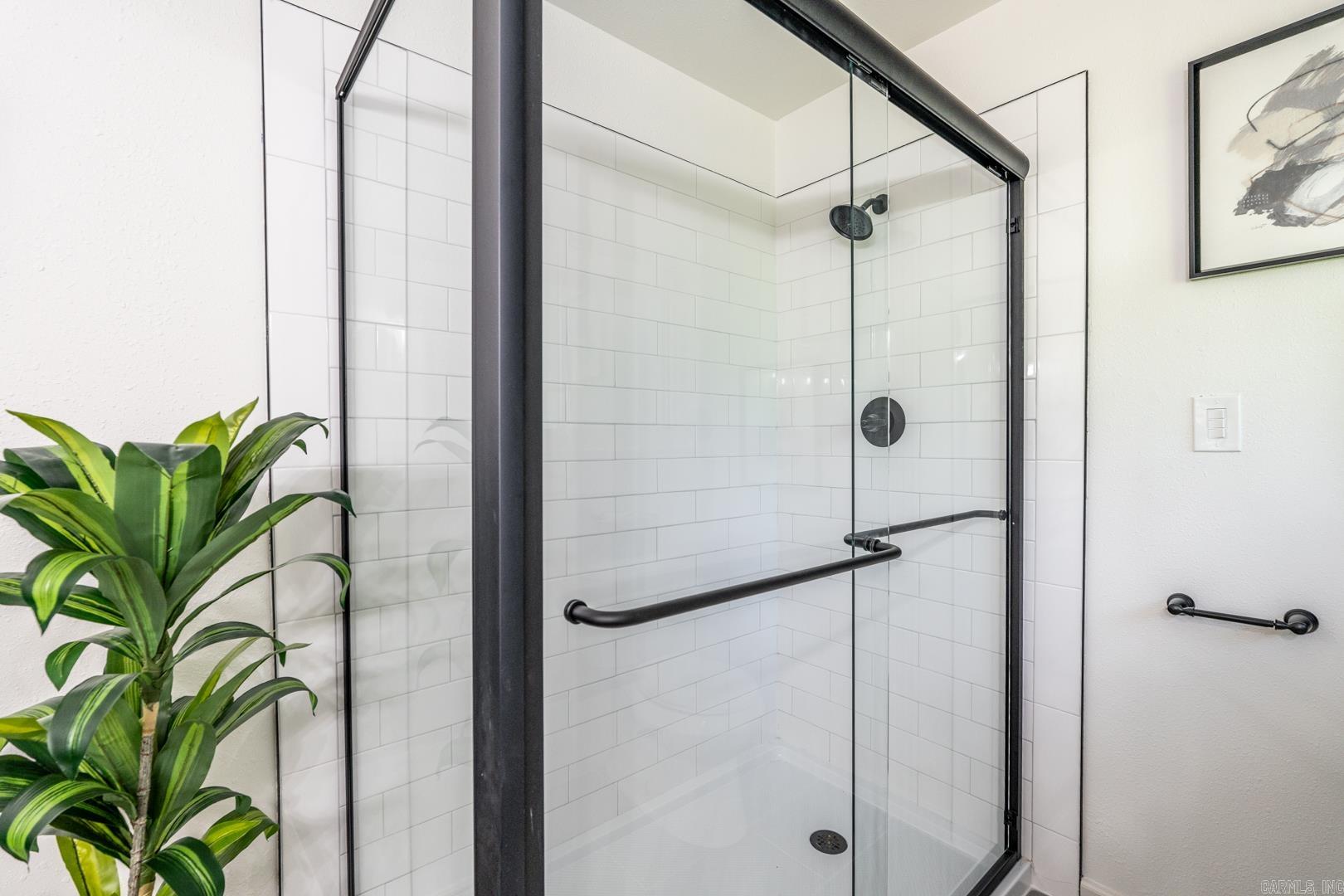 LEAWOOD HEIGHTS - Residential