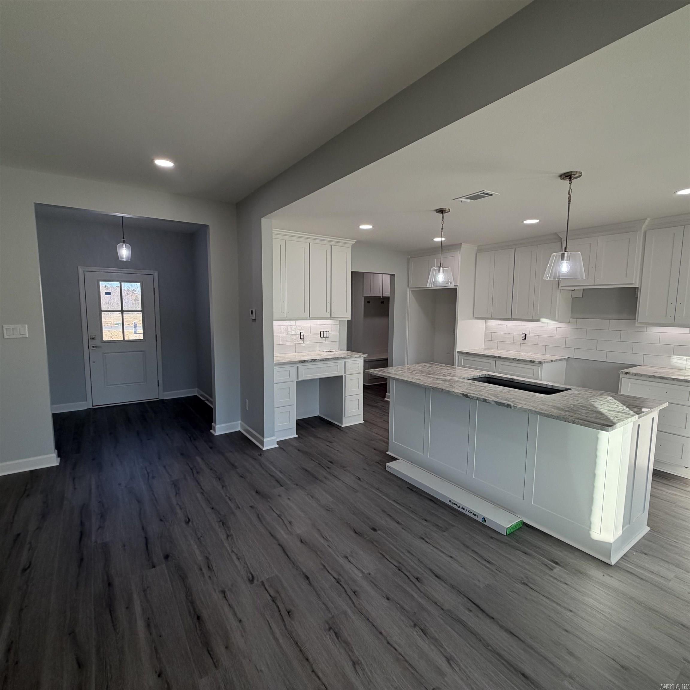 WINCHESTER ESTATES - Residential