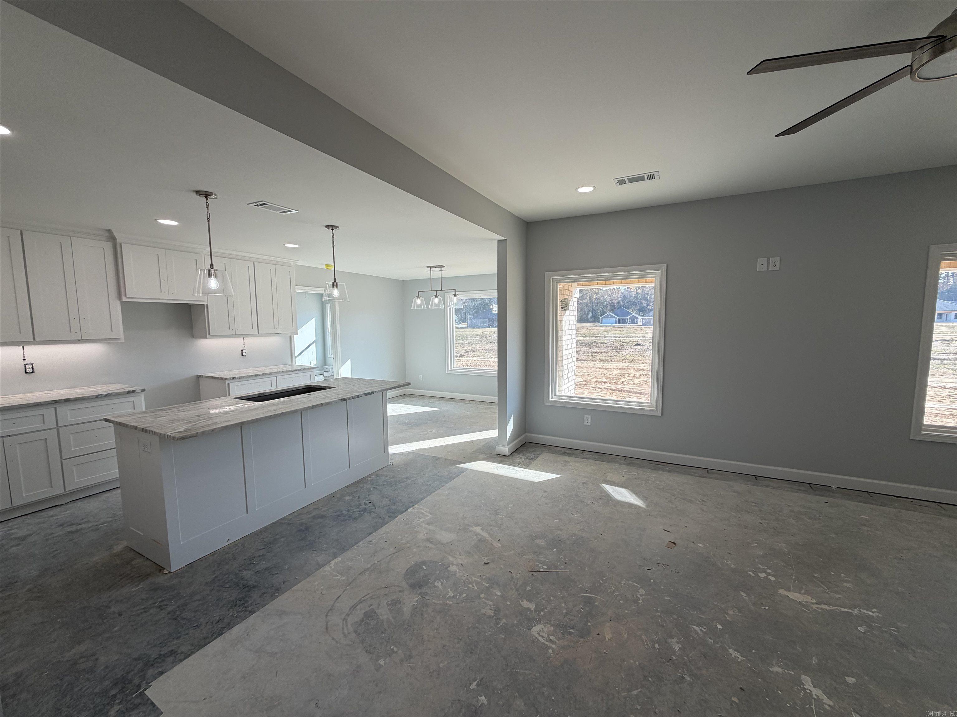 WINCHESTER ESTATES - Residential