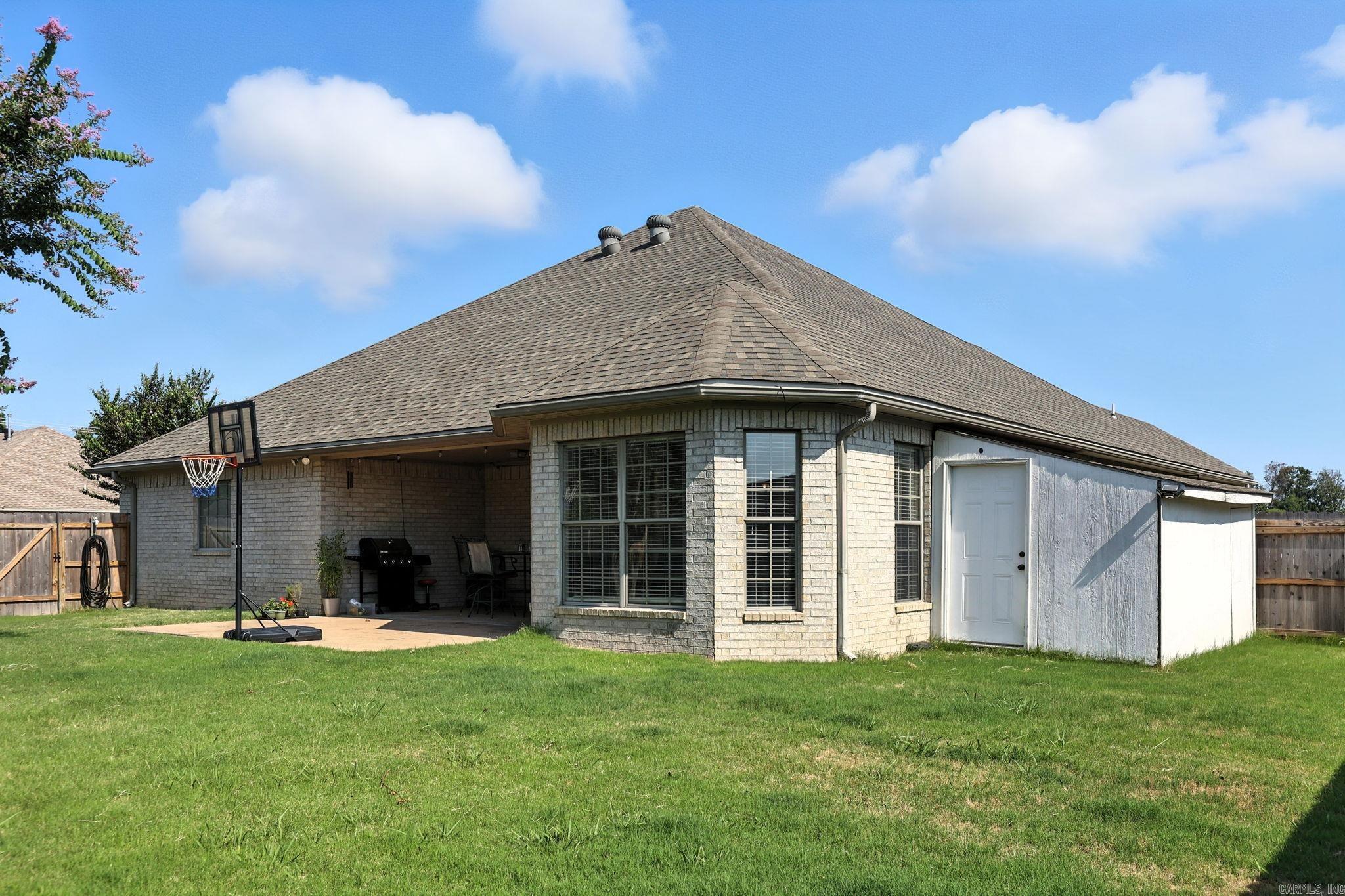 COUNTRY CLUB OF ARK THE - Residential