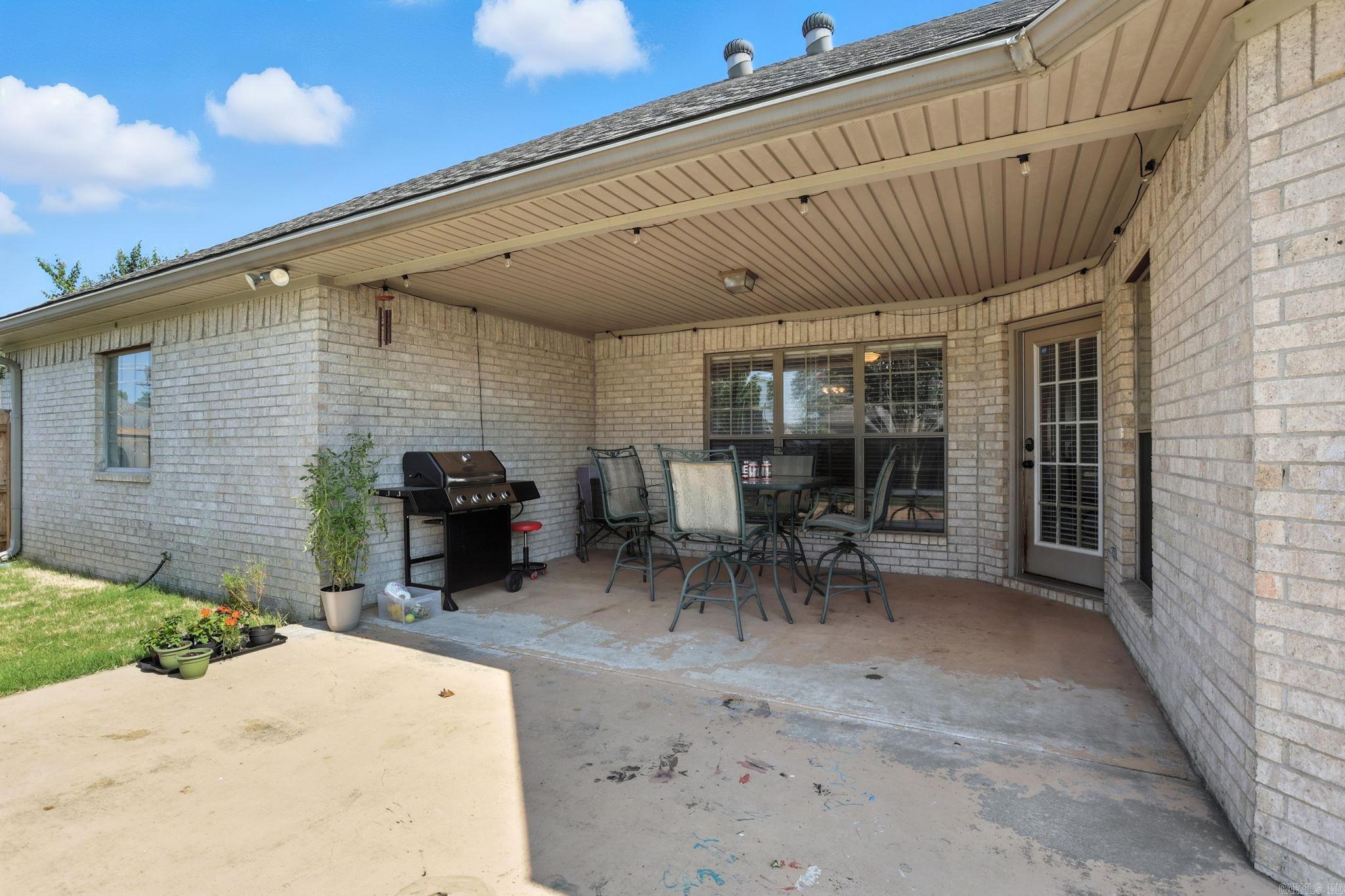 COUNTRY CLUB OF ARK THE - Residential