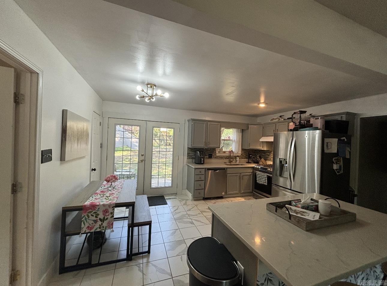 INDIAN HILLS - Residential