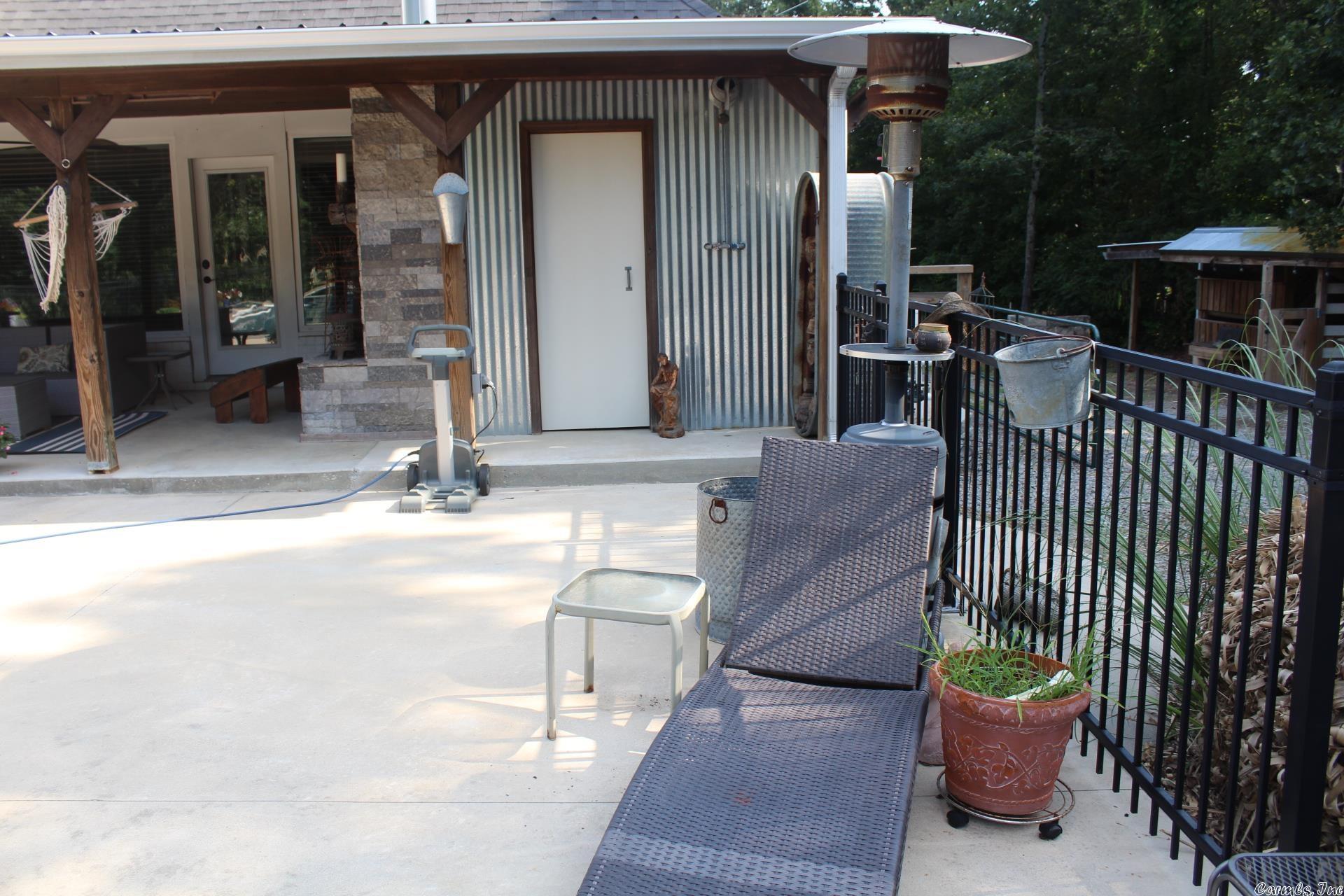 NORTH HILLS ESTATES - Residential