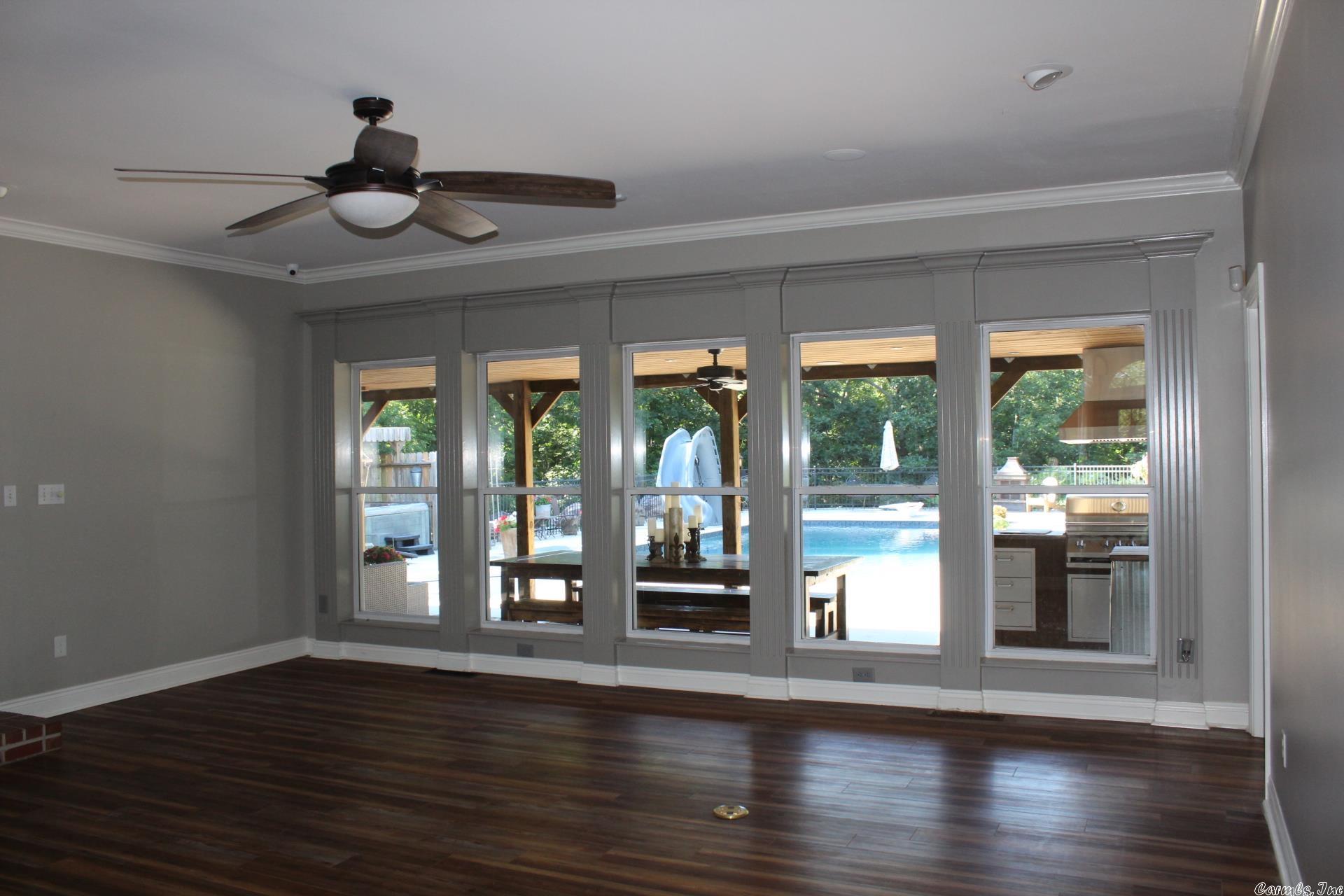 NORTH HILLS ESTATES - Residential