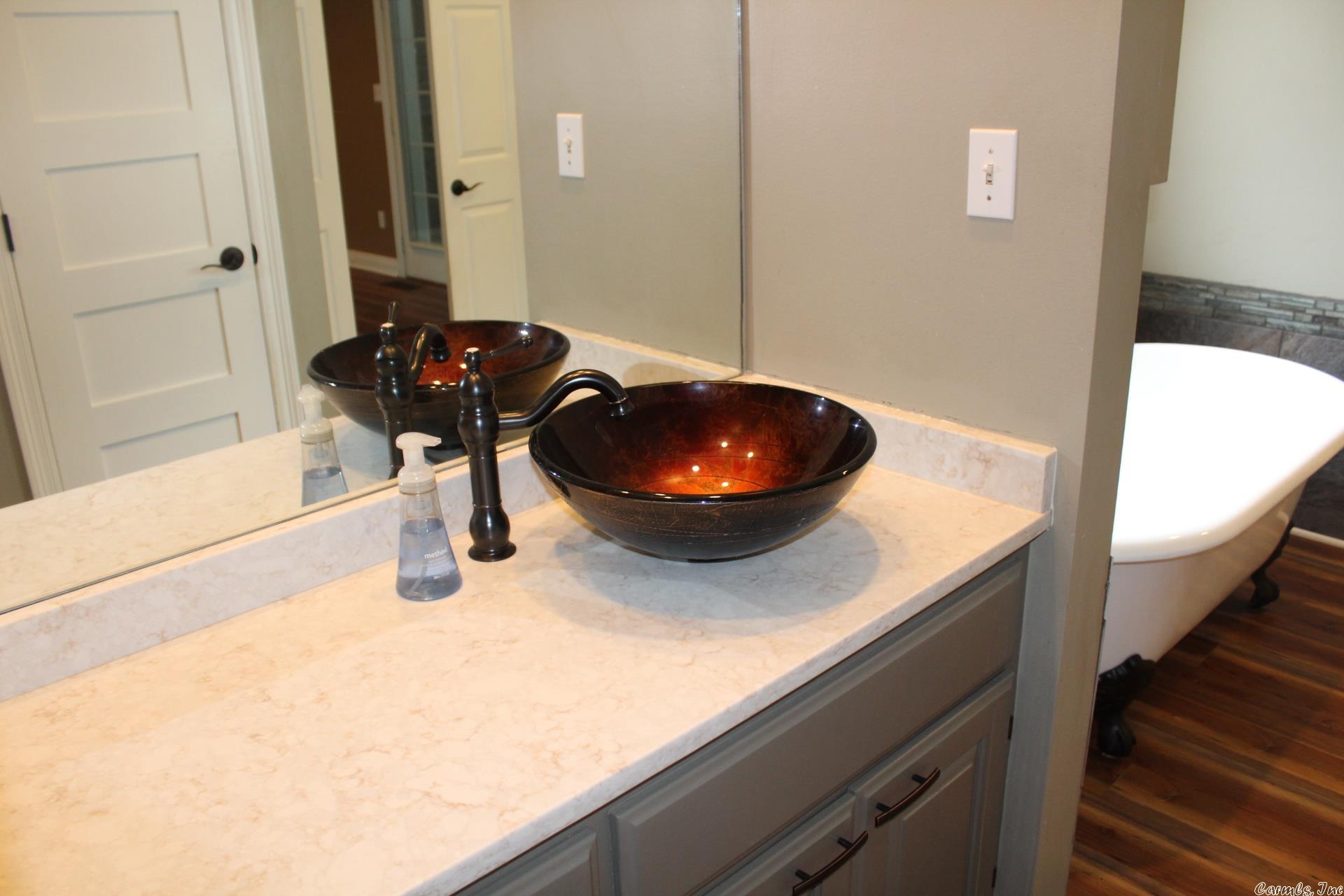 NORTH HILLS ESTATES - Residential