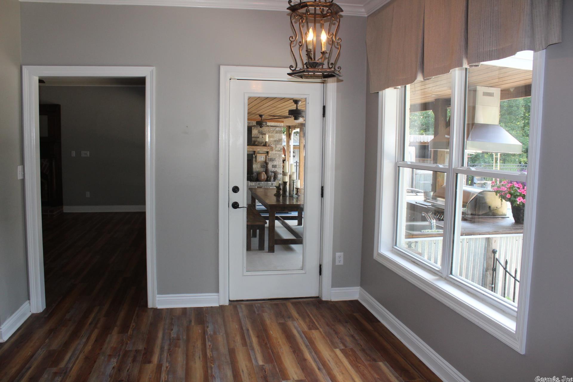 NORTH HILLS ESTATES - Residential