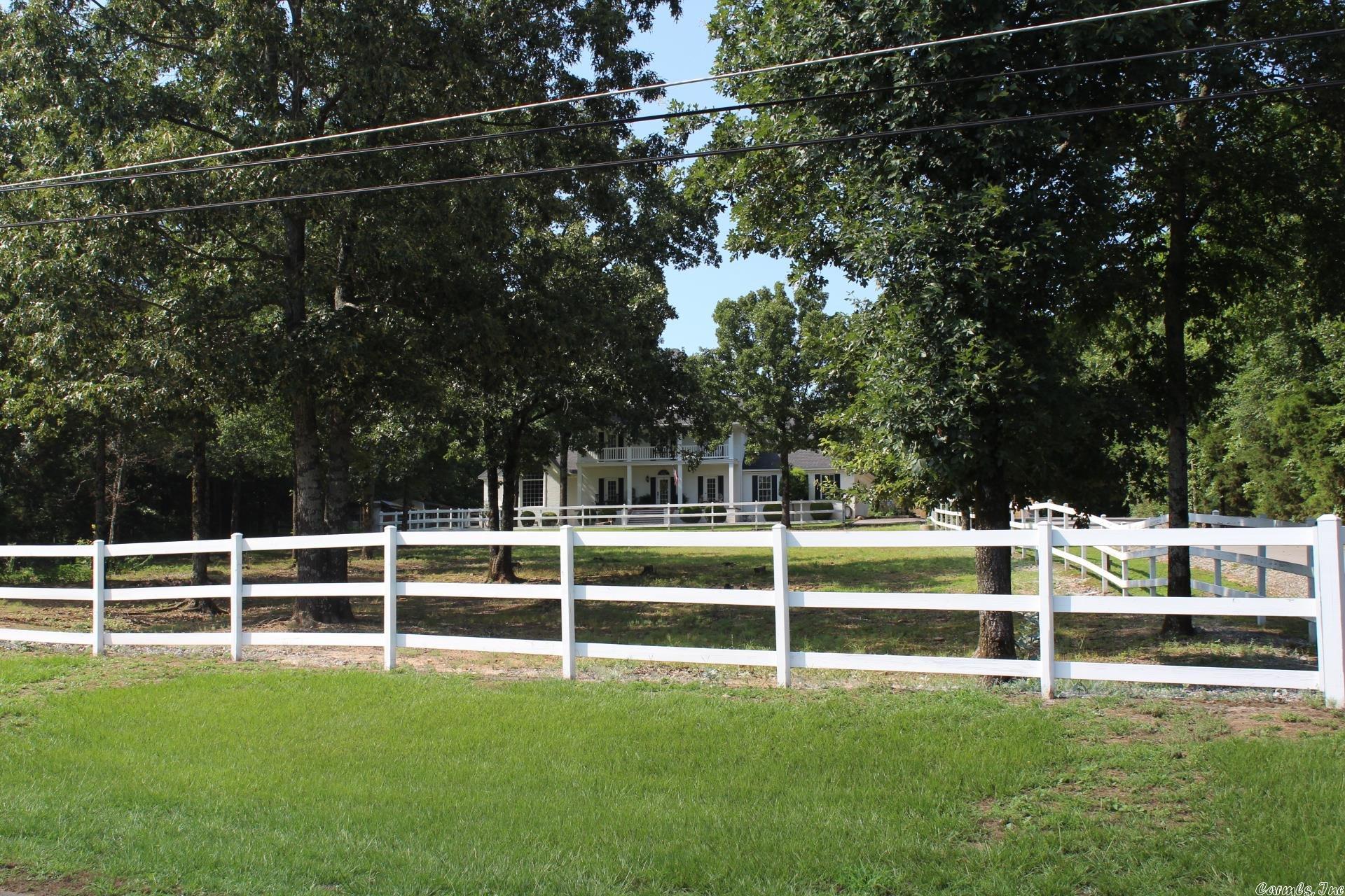 NORTH HILLS ESTATES - Residential