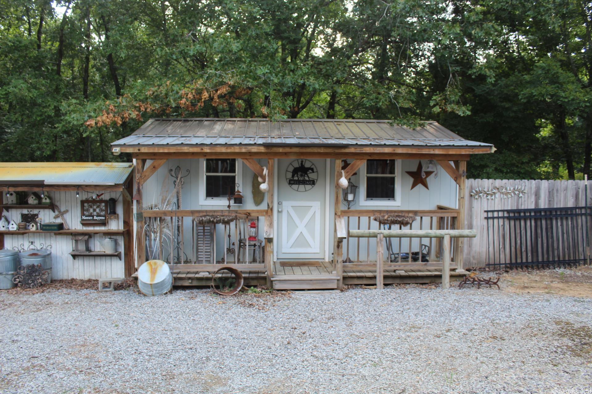 NORTH HILLS ESTATES - Residential