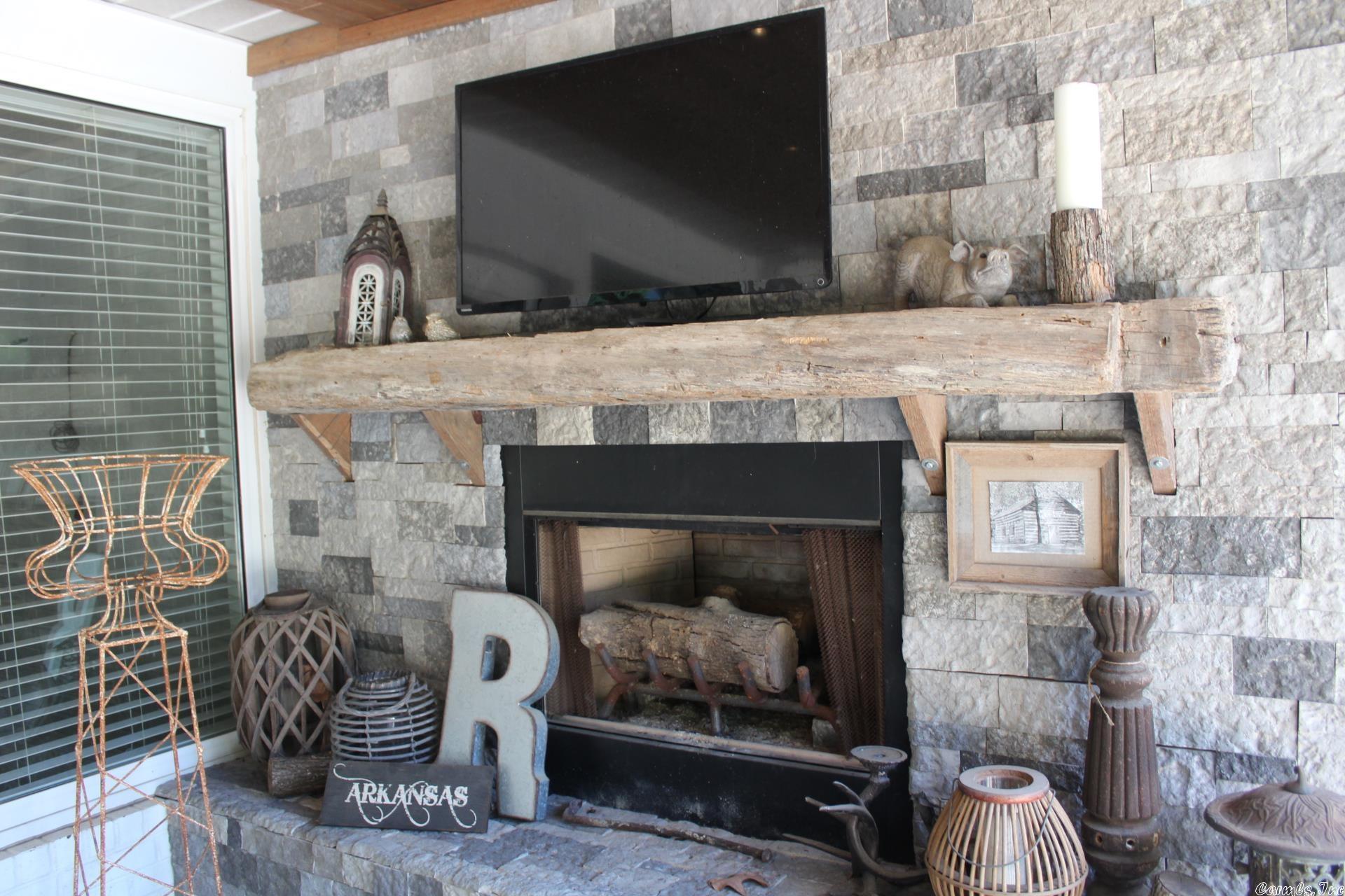 NORTH HILLS ESTATES - Residential