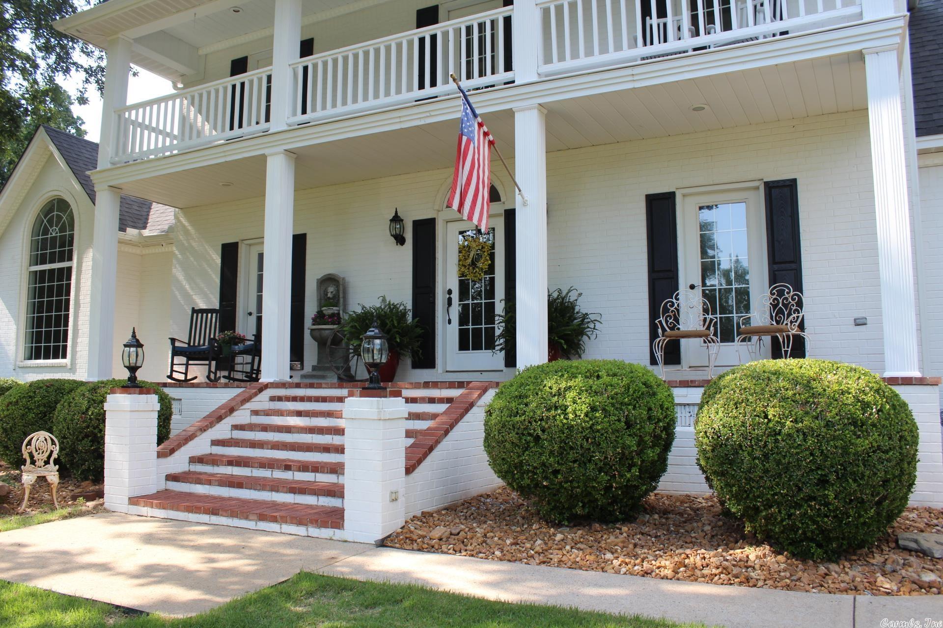 NORTH HILLS ESTATES - Residential