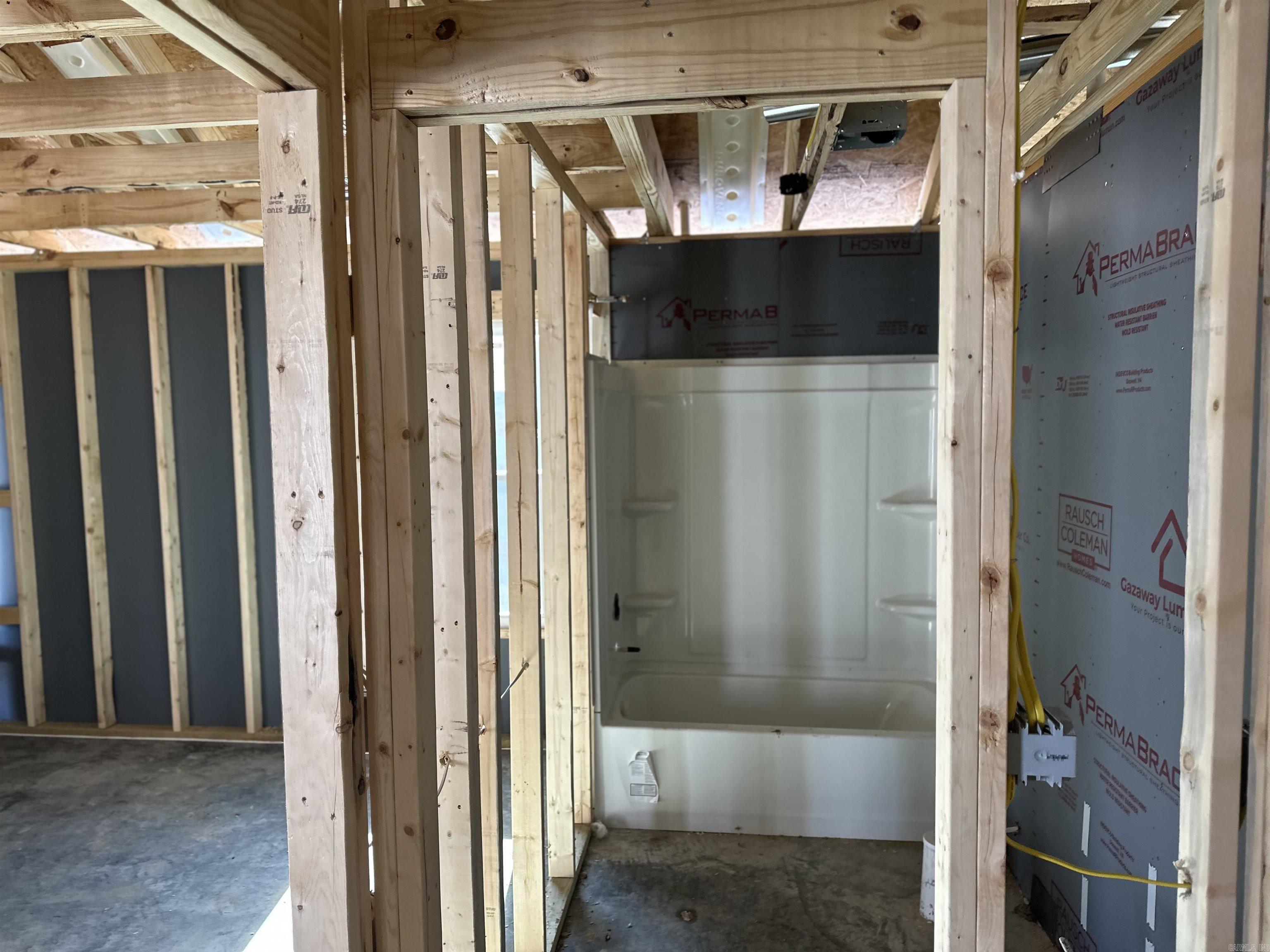 COUNTRY CLUB OF ARK THE - Residential