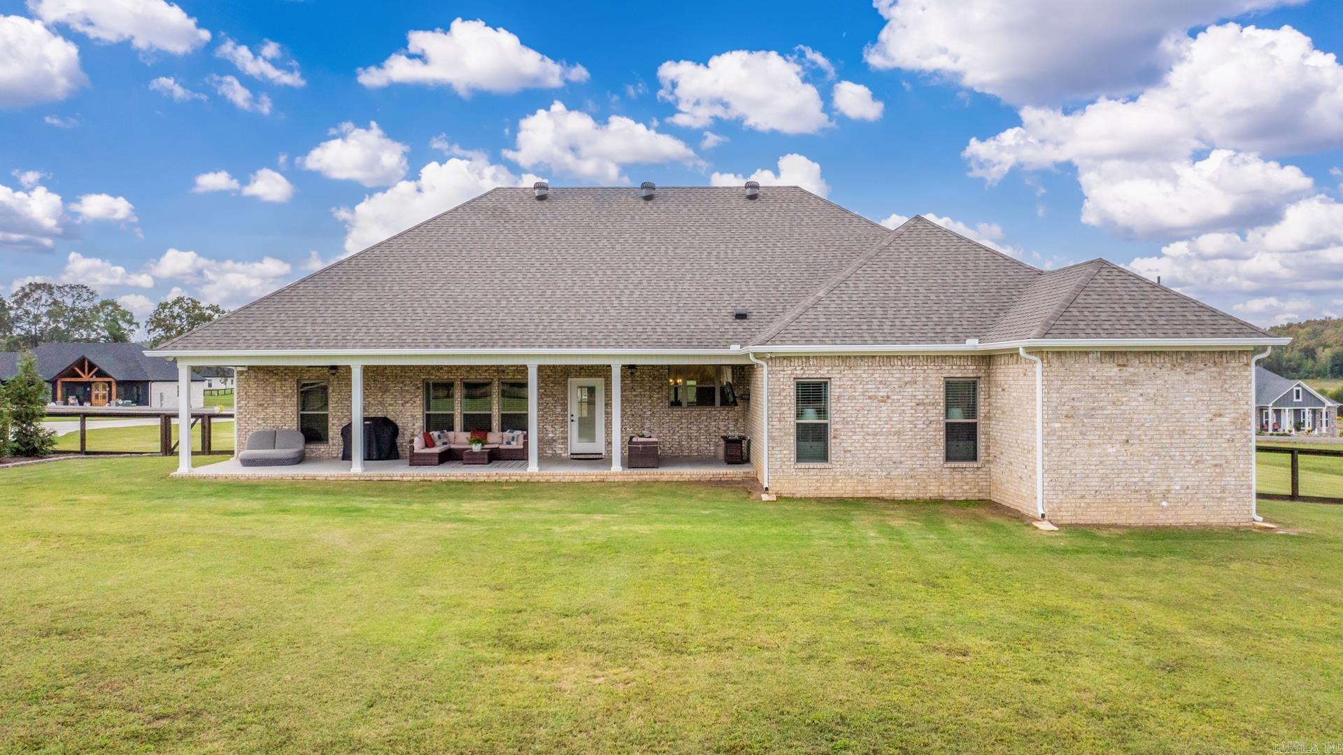 REPUBLICAN VALLEY ESTATES - Residential