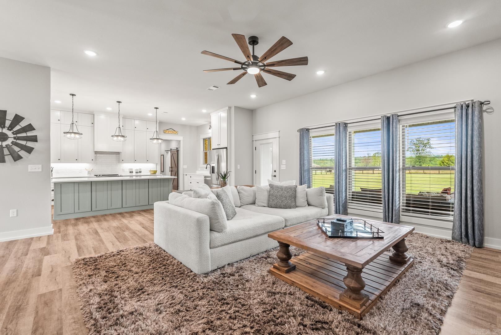 REPUBLICAN VALLEY ESTATES - Residential