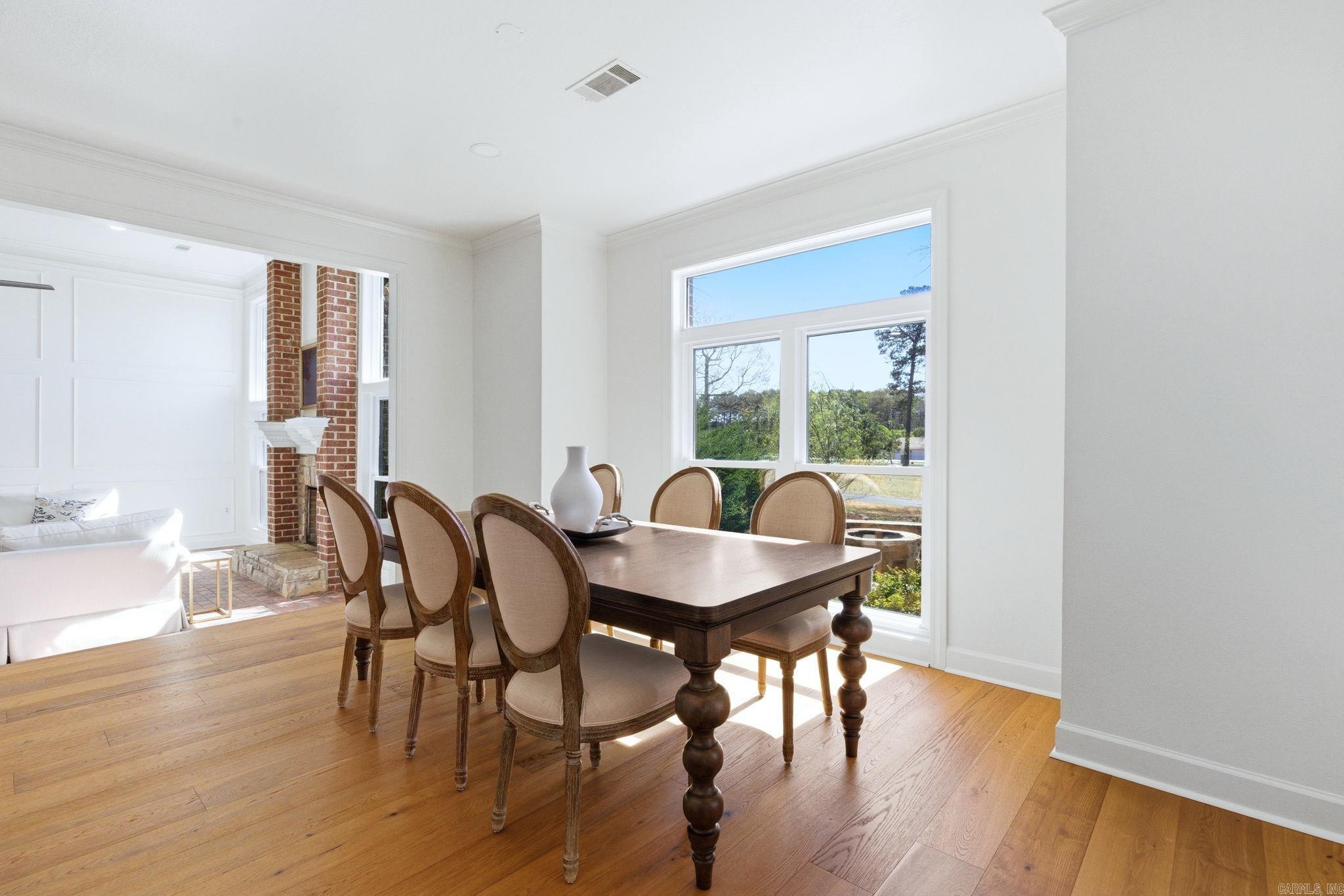 LONGHILLS VILLAGE - Residential