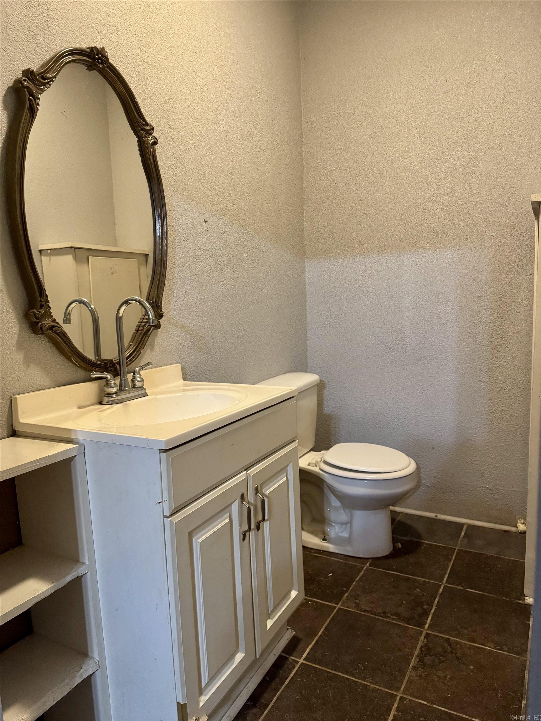 Hayes 2nd - Residential