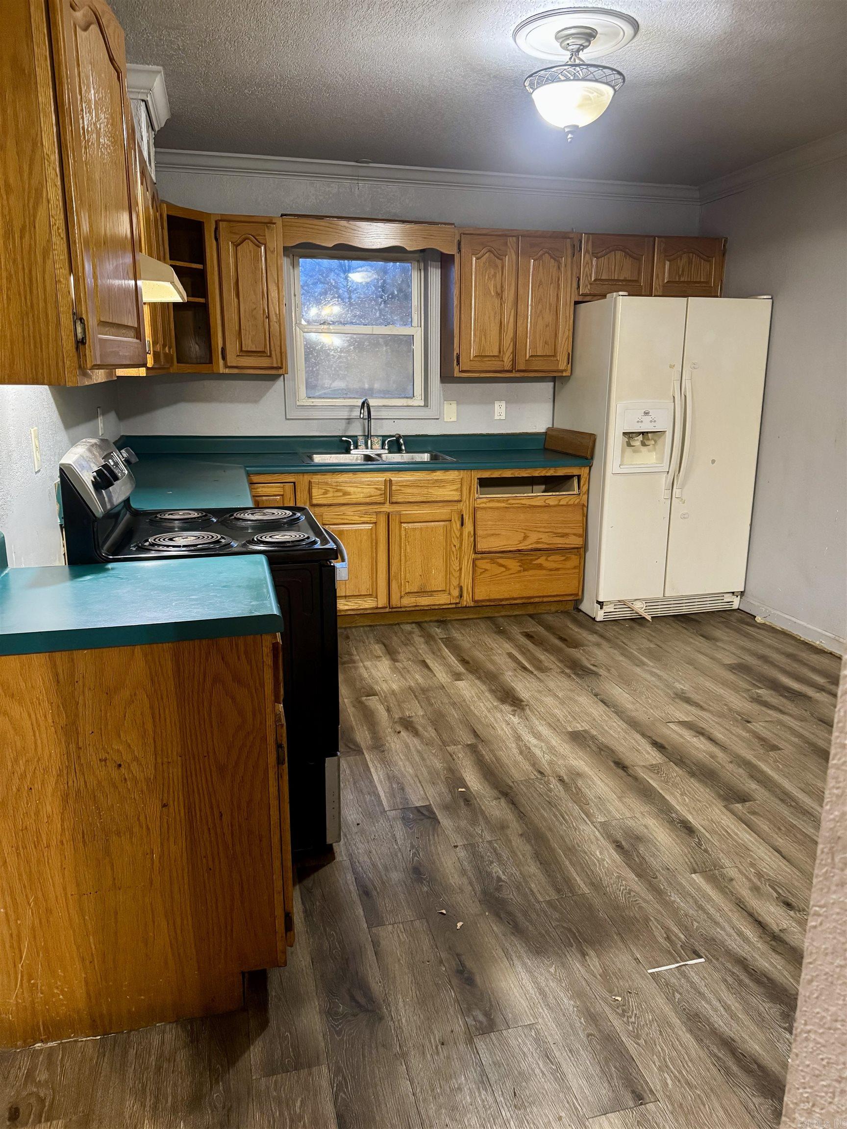 Hayes 2nd - Residential