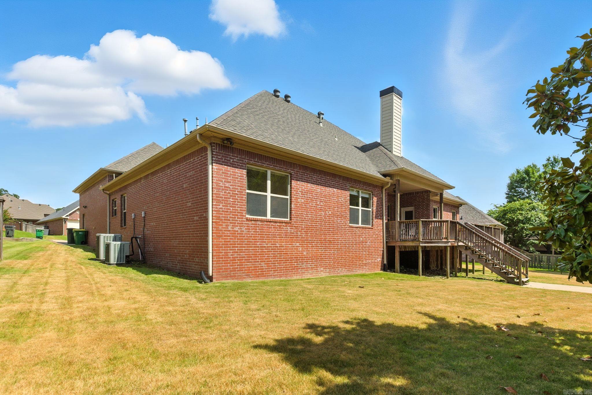 THE VILLAGES OF WELLINGTON - Residential