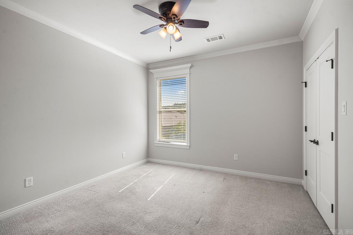 MILLERS GLENN - Residential