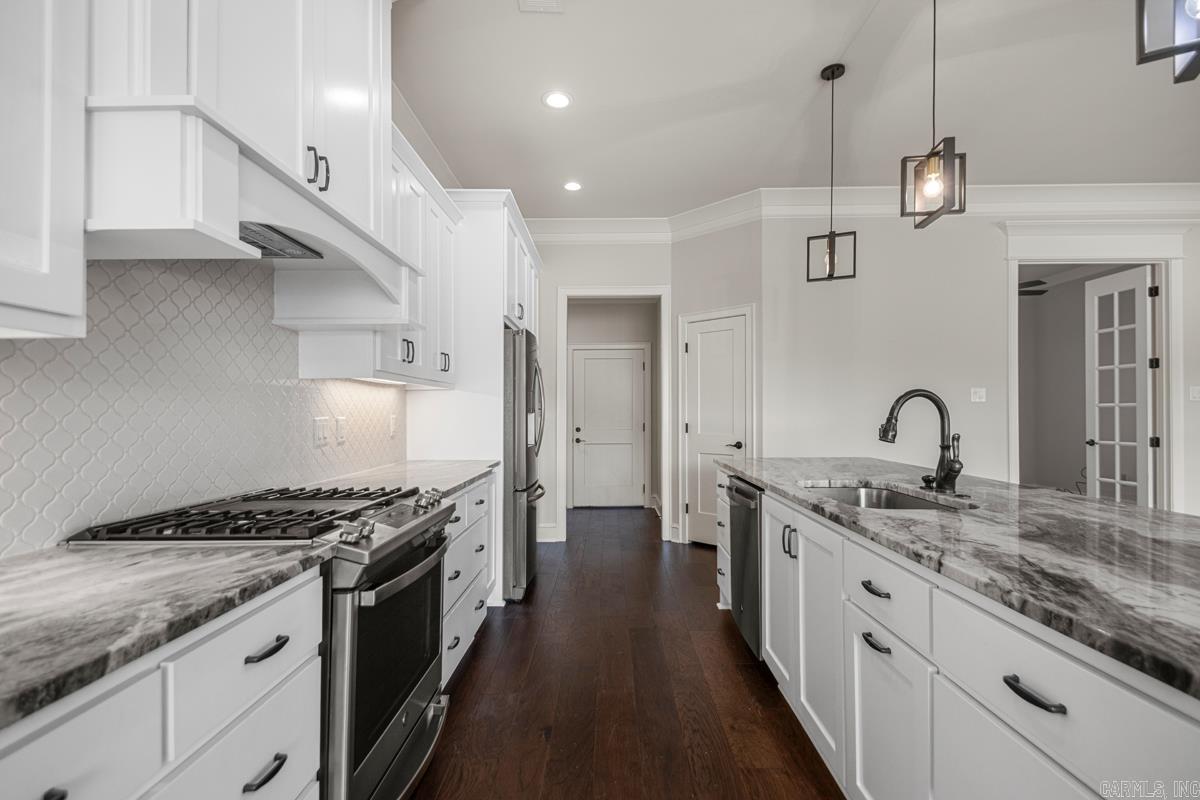 MILLERS GLENN - Residential