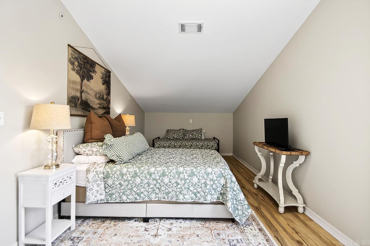 GRAND POINTE VIEW HPR - Residential