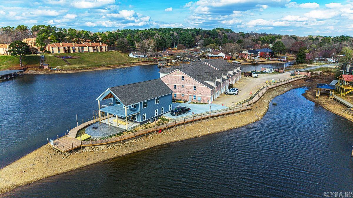 GRAND POINTE VIEW HPR - Residential