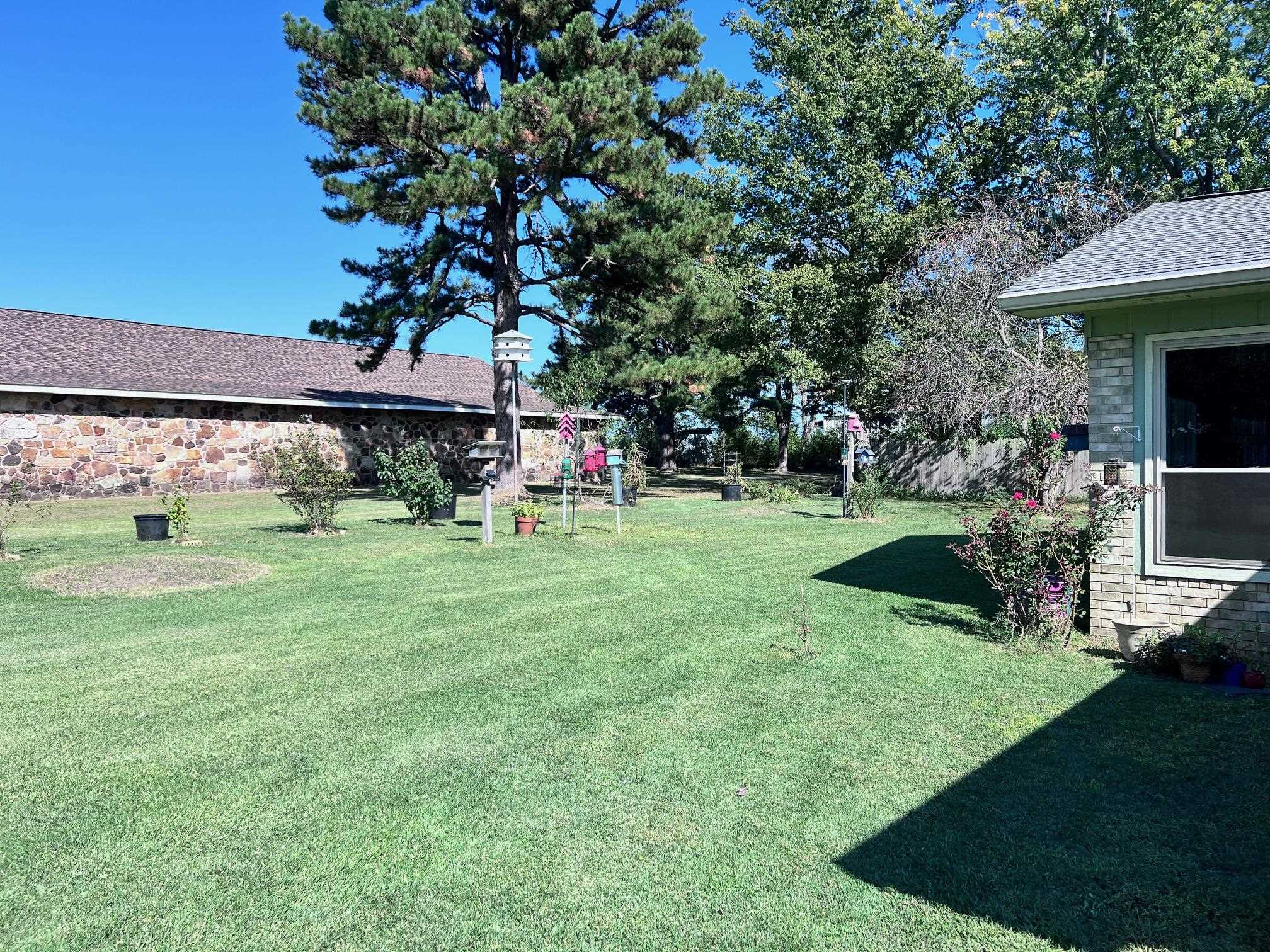 EAST SIDE - Residential