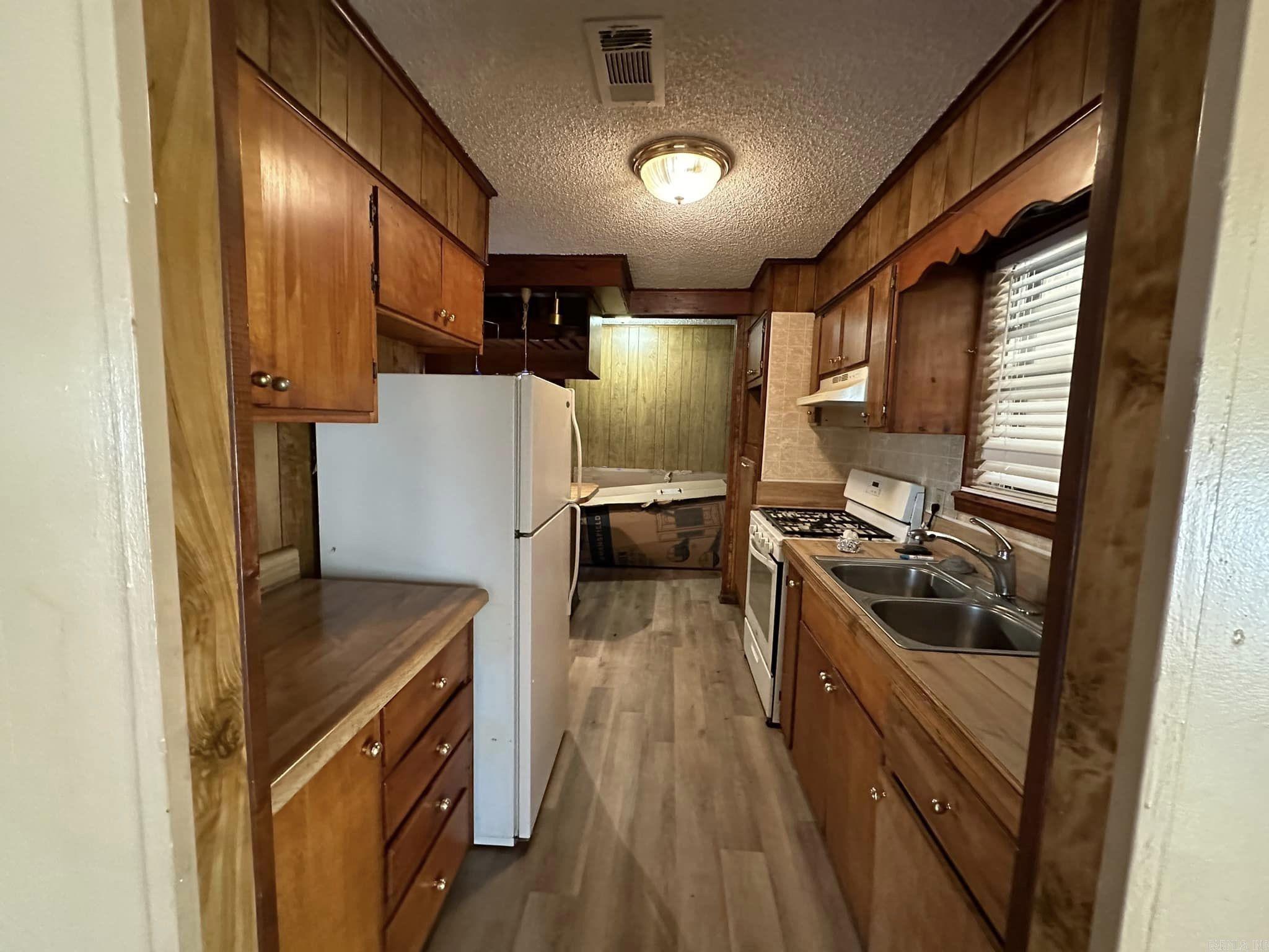 Puckett Mary D 2nd - Residential