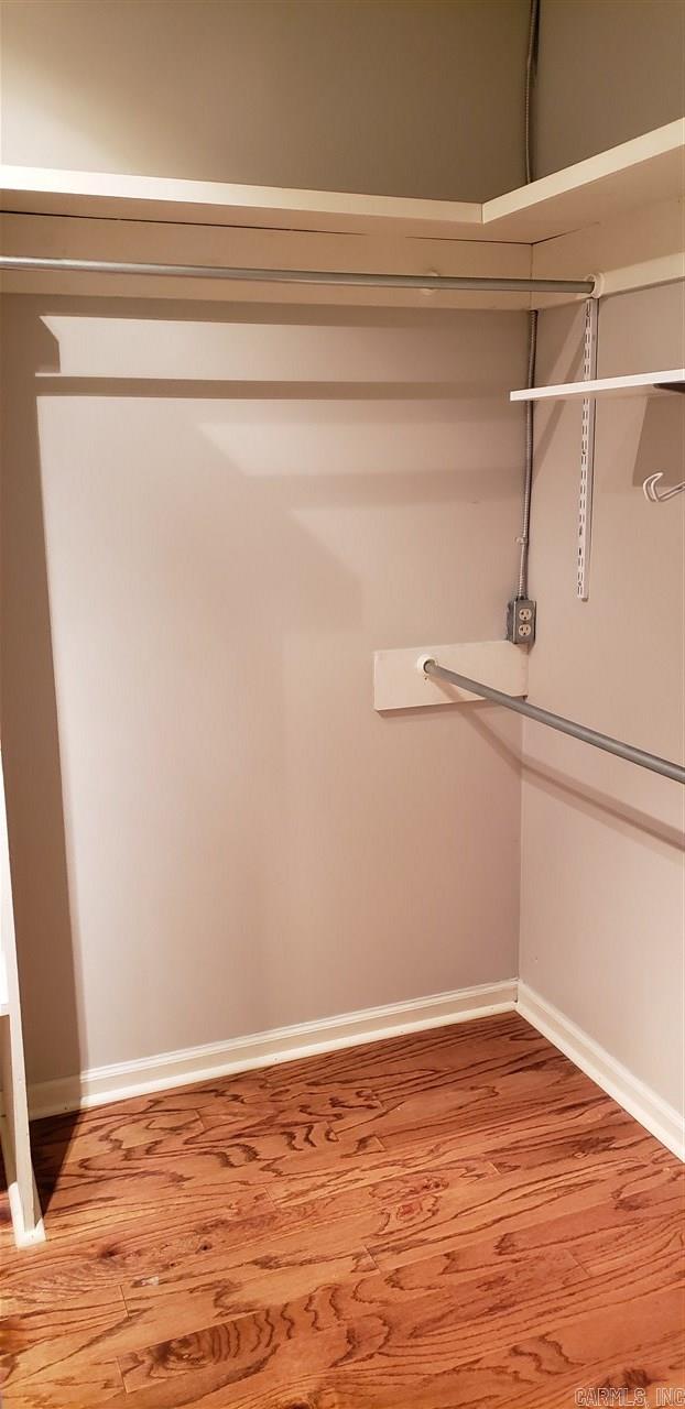 Marlowe Manor - Residential Lease