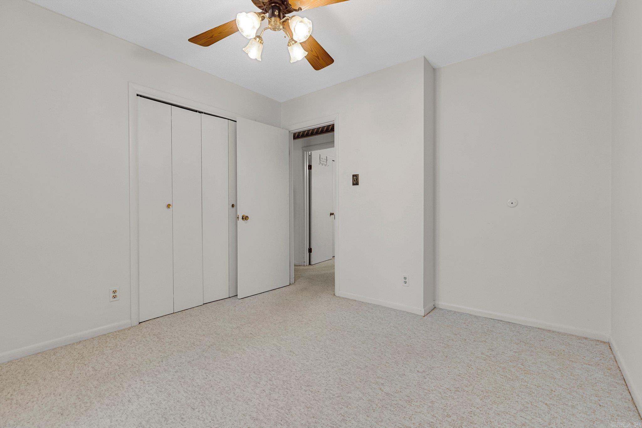 INDIAN HILLS - Residential