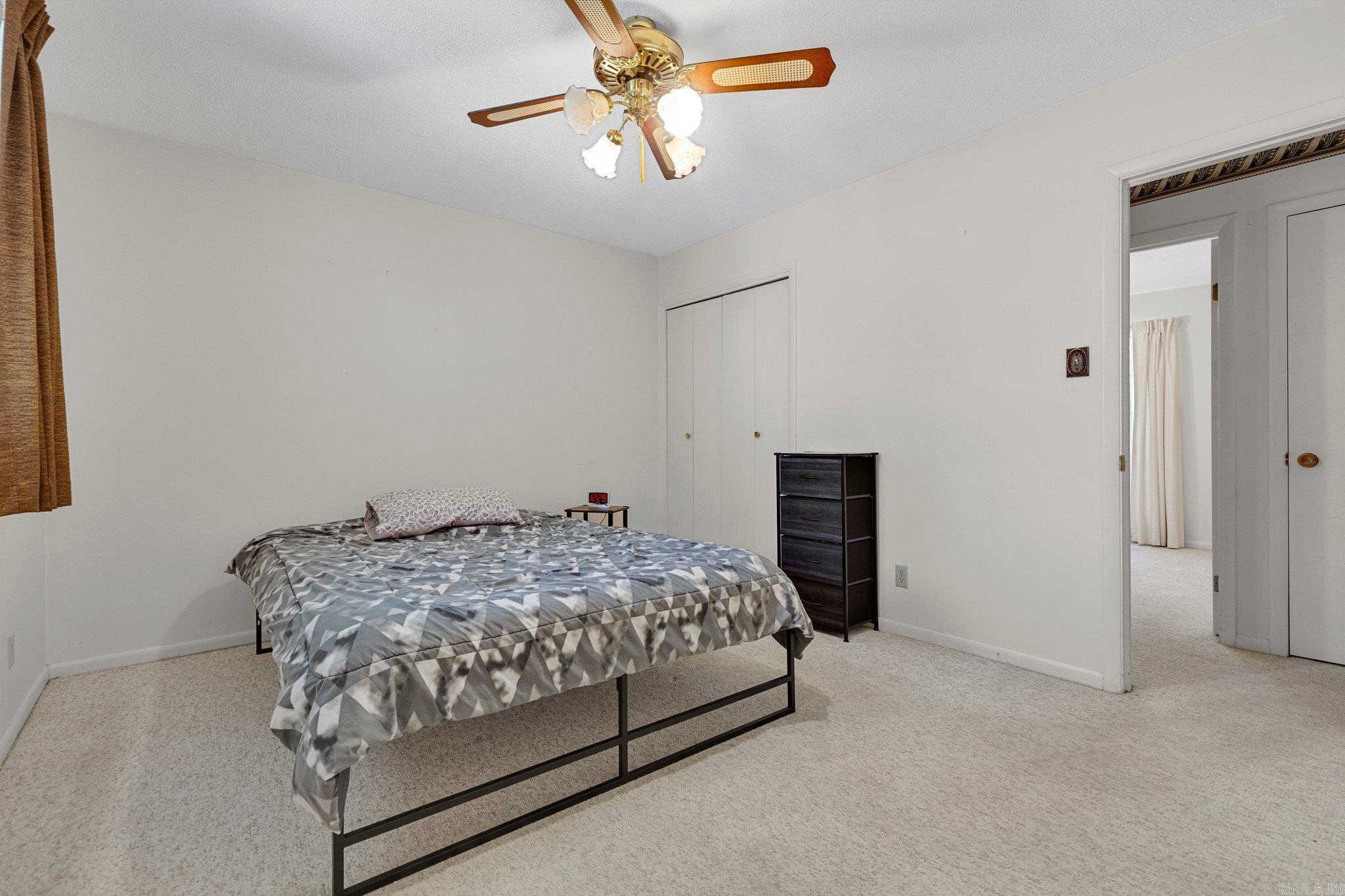 INDIAN HILLS - Residential