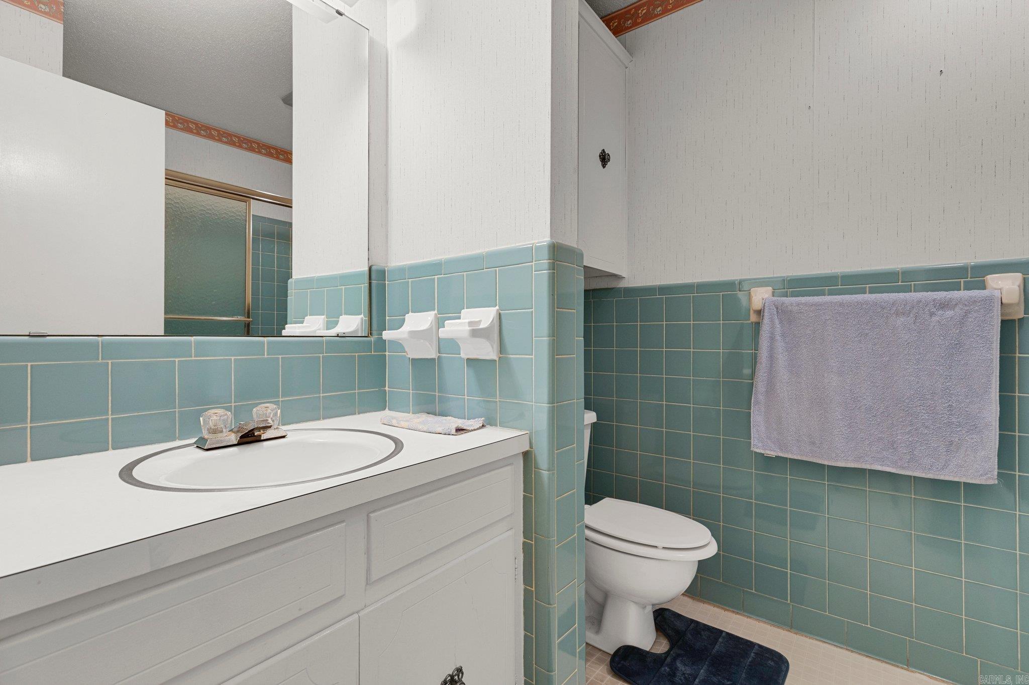 INDIAN HILLS - Residential